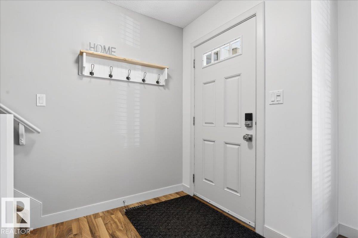 Photo 5 at 18 - 6032 38 Avenue NW, Greenview, Edmonton