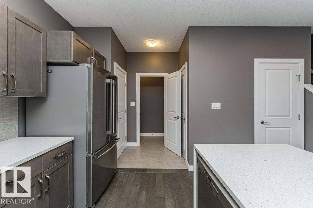 https://zimg.paragon.ice.com/ParagonImages/Property/PM/RAE/225397635/20/0/0/c354dddb3ca4cc61c1189bbf5820f98d/1/317e4925a317cb8c7c8995a8fbca4937/225397635-c023a79d-a9c1-4be5-bedb-d1fc63d5d362.JPG