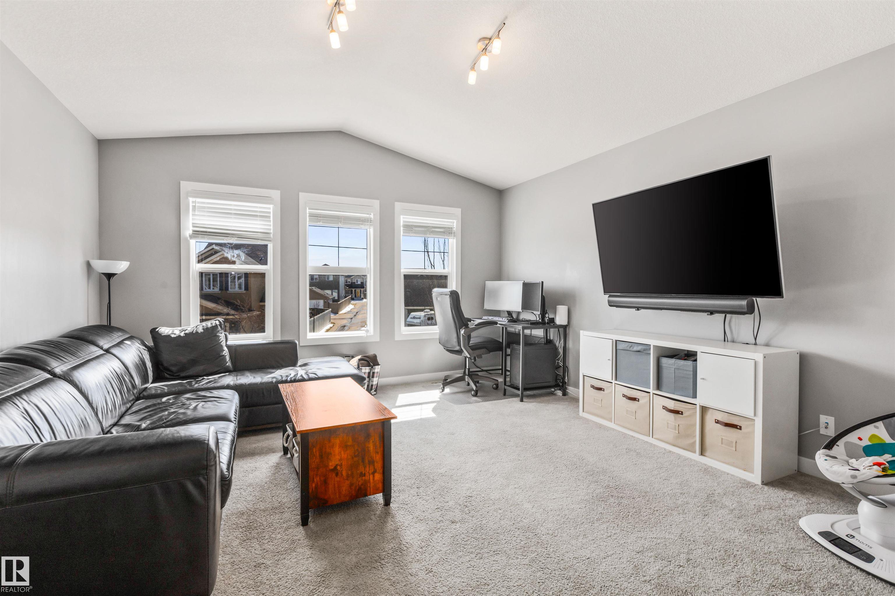 https://zimg.paragon.ice.com/ParagonImages/Property/PM/RAE/225397646/19/0/0/0c1b2386c4a75fab0a1f459a1664ca2e/1/9c4f1fe584fe465d99209d5966b8d144/225397646-64d869b7-4aa6-425a-8b7b-1a3ec6b5a31f.JPG
