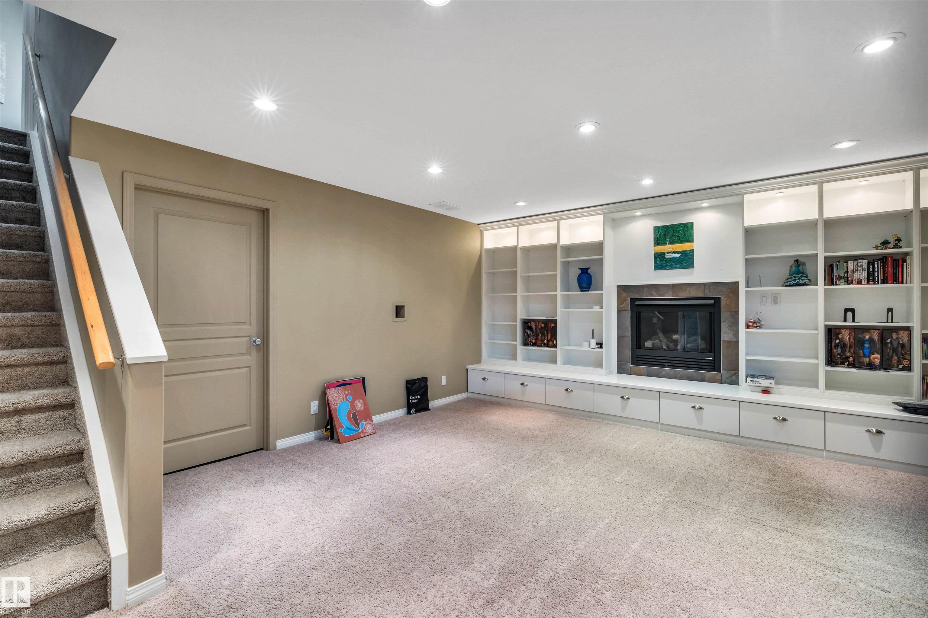 Photo 25 at 1229 Ormsby Lane NW, Ormsby Place, Edmonton