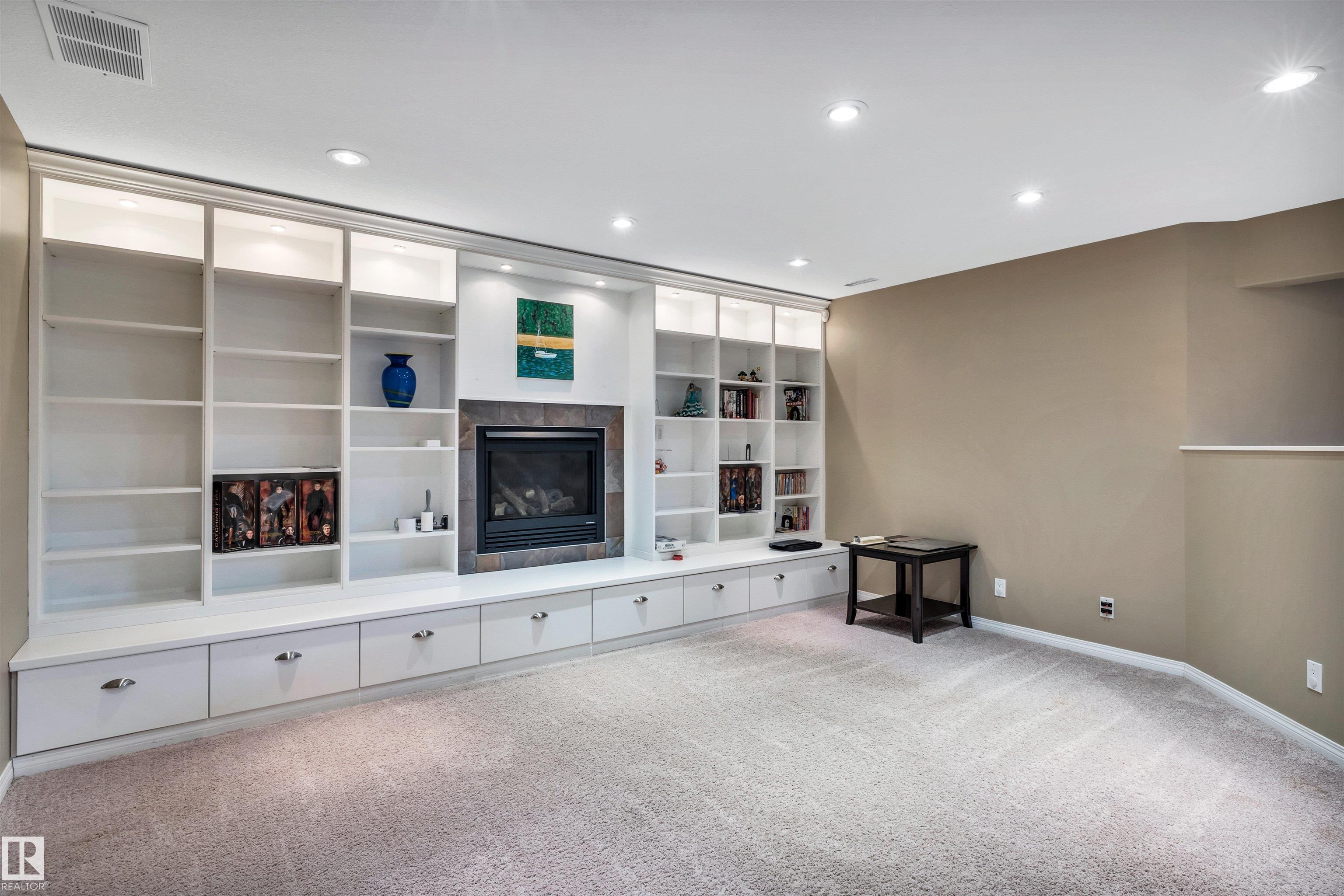 Photo 26 at 1229 Ormsby Lane NW, Ormsby Place, Edmonton