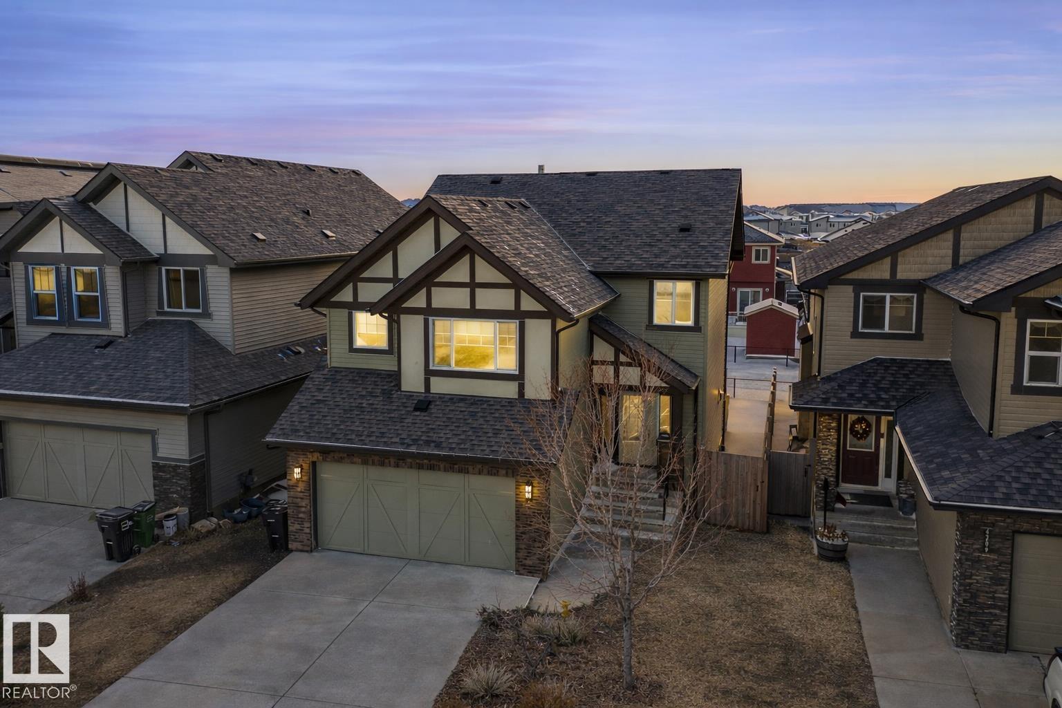 4211 Charles Close SW, Chappelle Area, Edmonton photo number 2