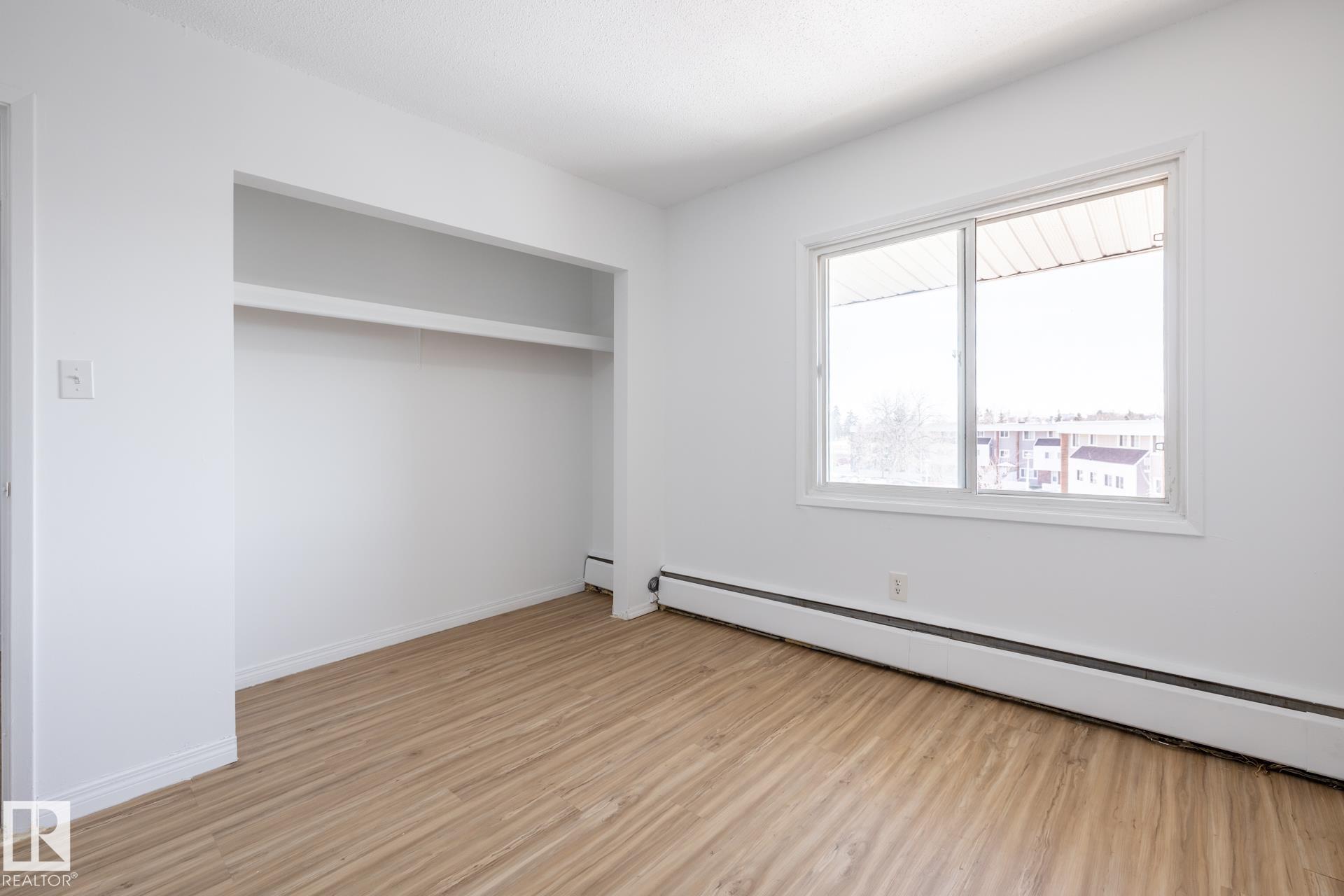 https://zimg.paragon.ice.com/ParagonImages/Property/PM/RAE/225397660/31/0/0/af0208f0e357ad618f291eb05cc36b38/1/cdc3adf98f1401ee4b0d5c72e47cbc6f/225397660-8bbb9cf6-fb45-495b-9fb0-9fab13033a61.JPG