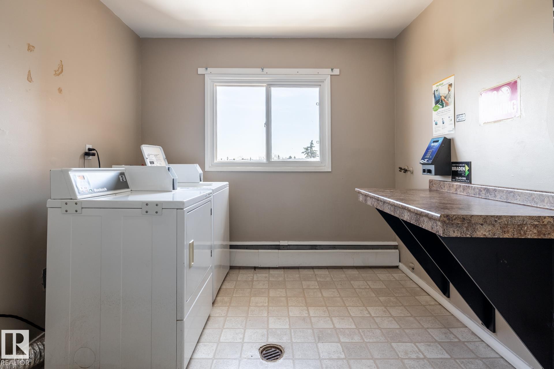 https://zimg.paragon.ice.com/ParagonImages/Property/PM/RAE/225397660/38/0/0/2e8de1c8494f877c8a51f06e969e1c30/1/cdc3adf98f1401ee4b0d5c72e47cbc6f/225397660-8f26107d-0bef-49d6-ac7f-93df4607761f.JPG