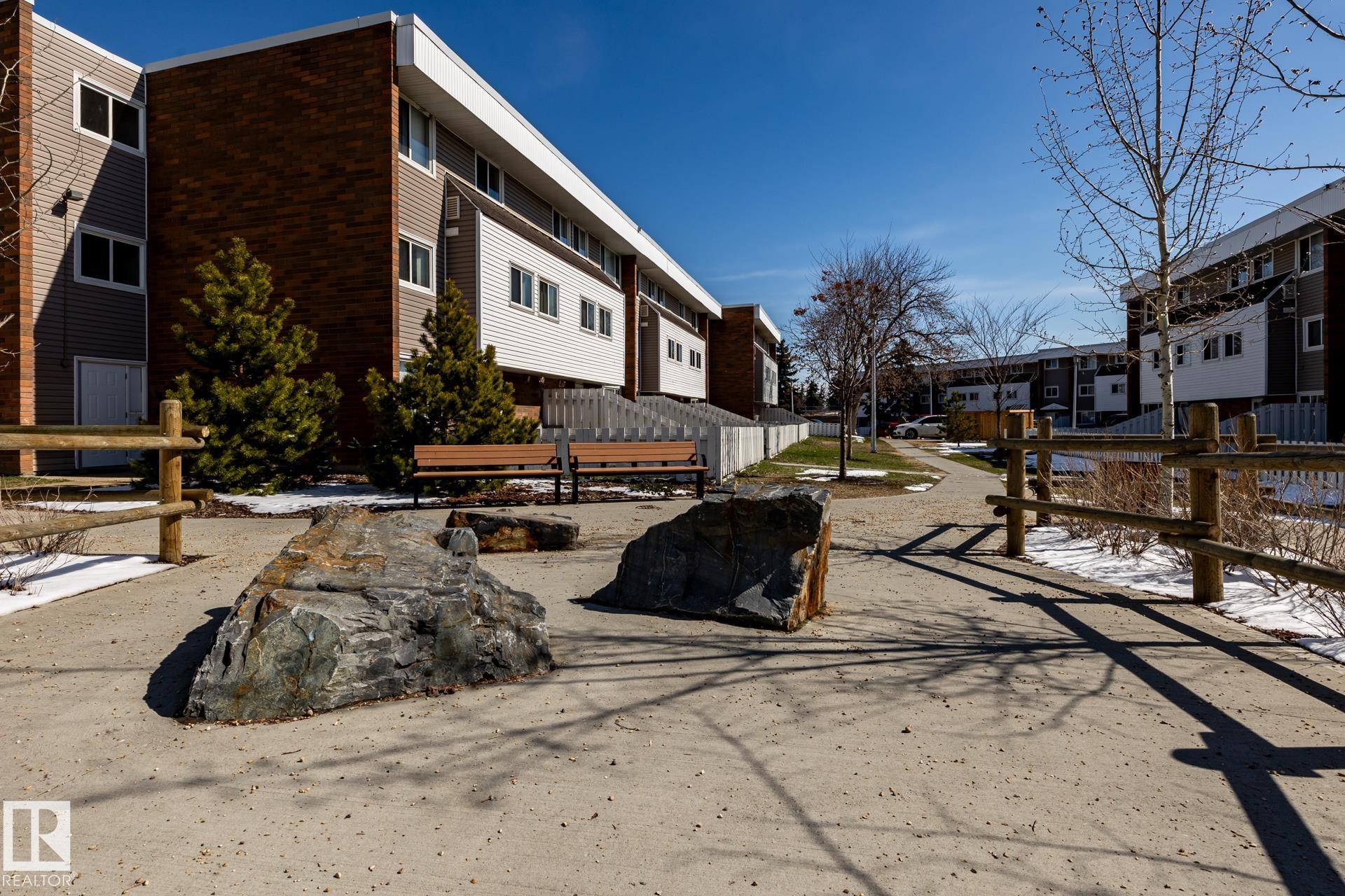 https://zimg.paragon.ice.com/ParagonImages/Property/PM/RAE/225397660/42/0/0/4b52545381468da83f8388587732bf79/1/cdc3adf98f1401ee4b0d5c72e47cbc6f/225397660-68a115d4-509d-422f-96a3-034a7b9e9b7a.JPG