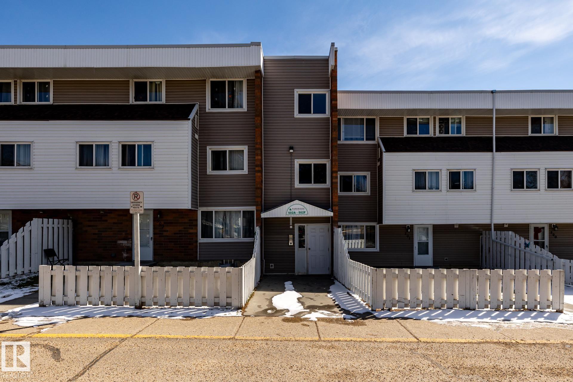 https://zimg.paragon.ice.com/ParagonImages/Property/PM/RAE/225397660/44/0/0/a8481e9c1fb8a65302bdc5d131d2e62d/1/cdc3adf98f1401ee4b0d5c72e47cbc6f/225397660-fd145ee6-d897-4ecd-85e6-5df5848b3f52.JPG