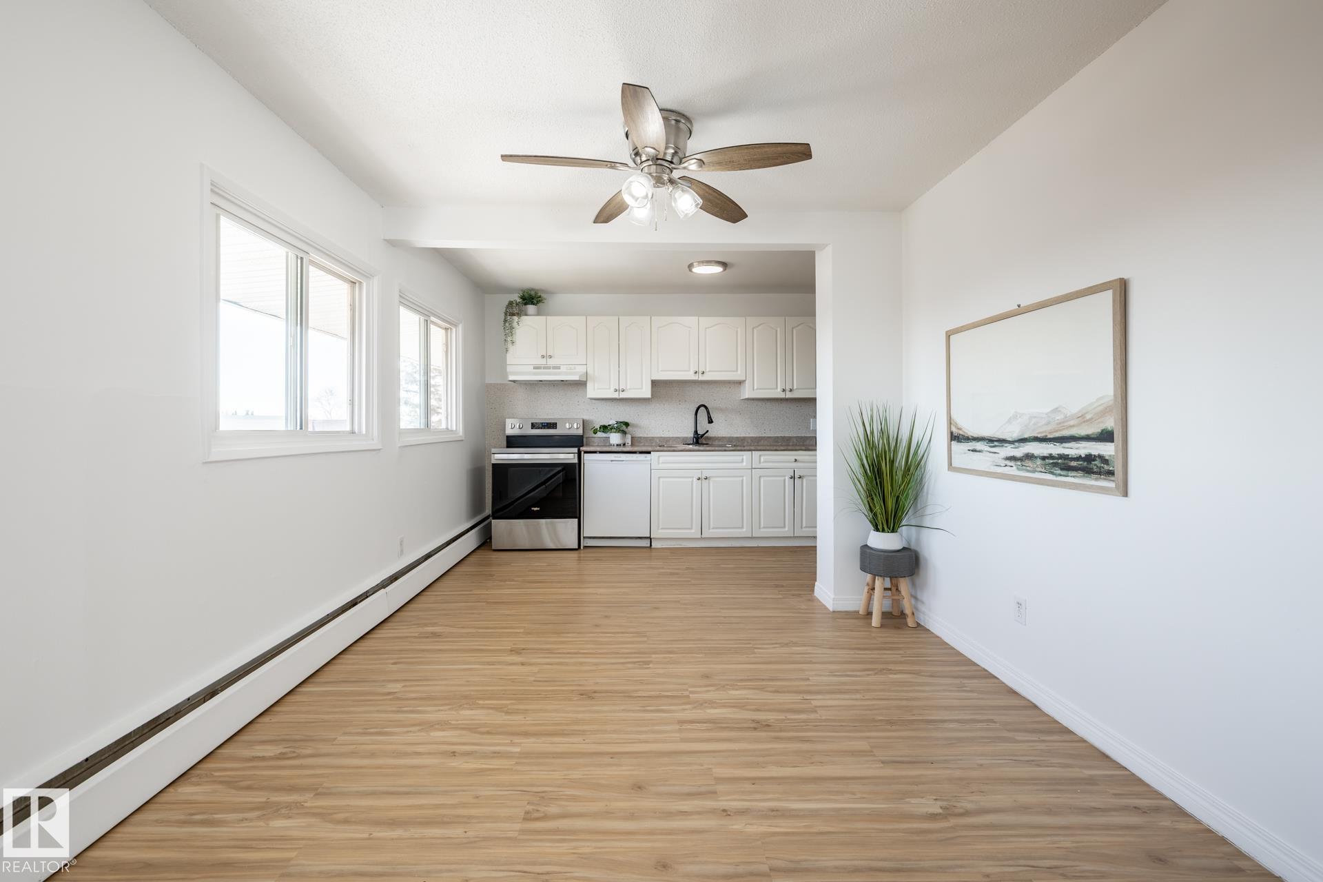 https://zimg.paragon.ice.com/ParagonImages/Property/PM/RAE/225397660/8/0/0/48ddadd9f617b88923067a9b6004ad1b/1/cdc3adf98f1401ee4b0d5c72e47cbc6f/225397660-e72e4685-2def-4ca2-b2f8-12c558c3ca81.JPG