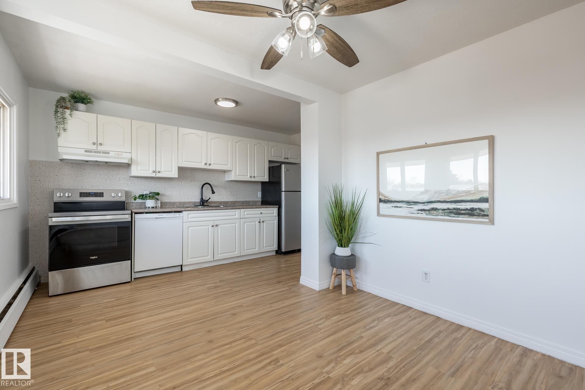 https://zimg.paragon.ice.com/ParagonImages/Property/PM/RAE/225397660/9/0/0/edabc175f9de39521850a7af5bcc1909/1/cdc3adf98f1401ee4b0d5c72e47cbc6f/225397660-62df8f7d-97bc-4360-b810-92f62b71d1f3.JPG