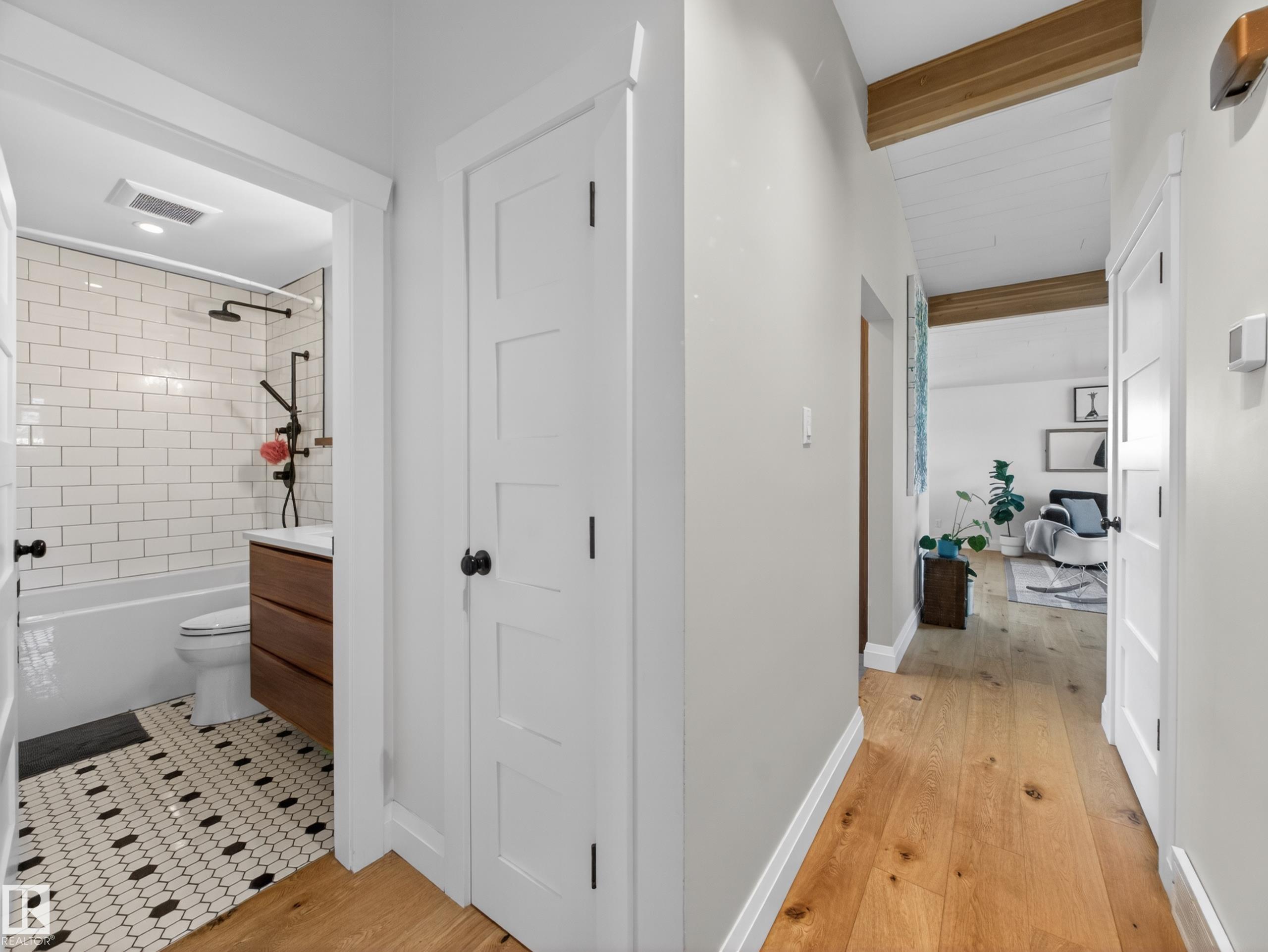 Photo 30 at 16105 84 Avenue NW, Elmwood, Edmonton