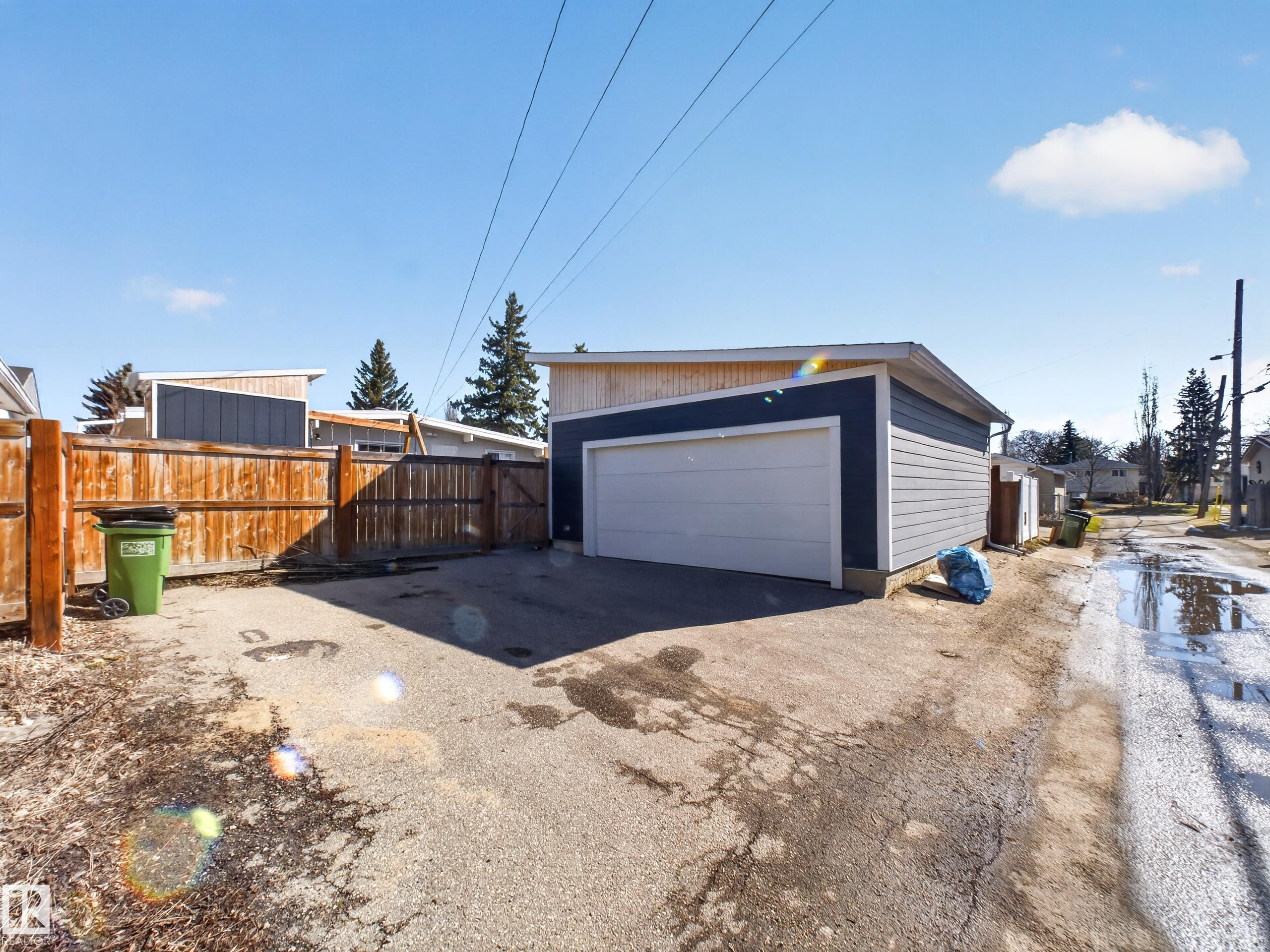 Photo 56 at 16105 84 Avenue NW, Elmwood, Edmonton