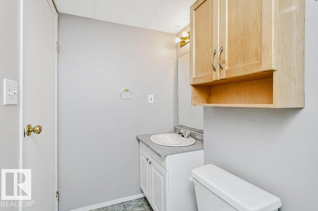 https://zimg.paragon.ice.com/ParagonImages/Property/PM/RAE/225397664/40/0/0/9dc514d961e2914b9bb0a5df8d43af43/1/592c04cb1138c2ad63e740881da03766/225397664-c4c28f7b-8462-4572-978b-30f2c5b5a7d4.JPG
