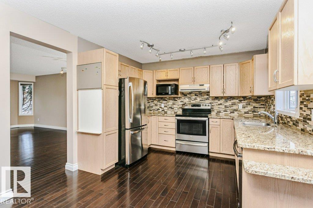 https://zimg.paragon.ice.com/ParagonImages/Property/PM/RAE/225397664/8/0/0/9079a979e788e9bee8b80ae57f5714c4/1/592c04cb1138c2ad63e740881da03766/225397664-0d623a5f-8848-447b-b6a0-0d0b48a00c52.JPG