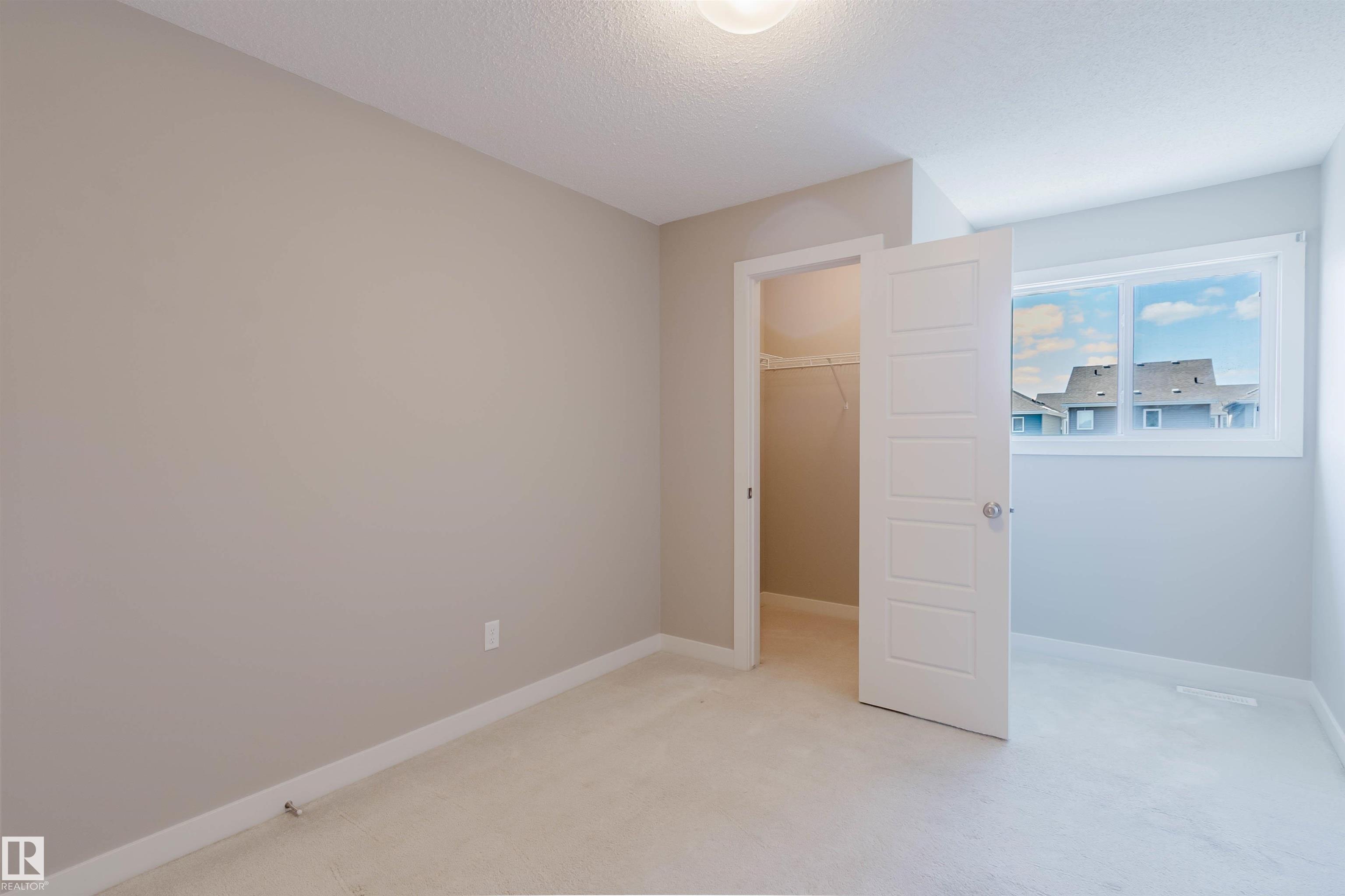 https://zimg.paragon.ice.com/ParagonImages/Property/PM/RAE/225397673/26/0/0/afffb6976786c199e75daae0fcc012a5/1/dedf3c53462ff94d969fc5dcb50c966e/225397673-0ee4df29-6a80-4507-afb6-96a742c8ab63.JPG