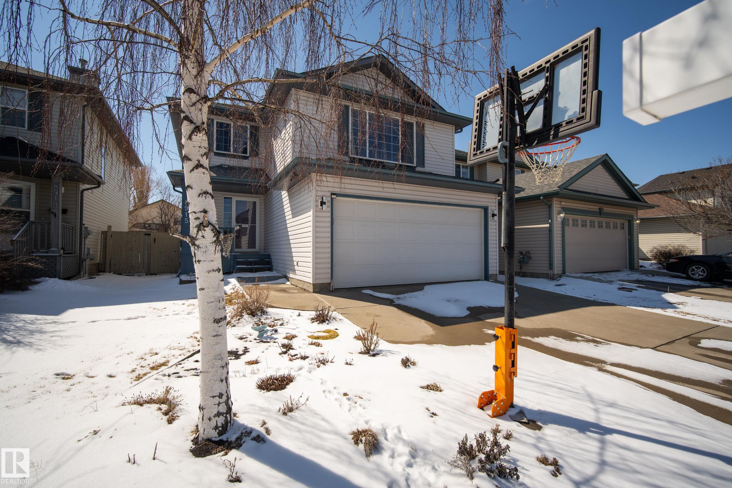 8915 7 Avenue SW, Ellerslie, Edmonton