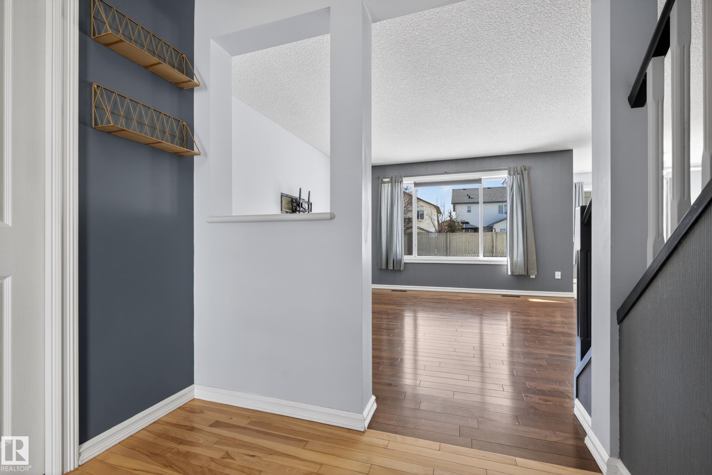 https://zimg.paragon.ice.com/ParagonImages/Property/PM/RAE/225397675/8/0/0/e967be2d00bc569bd104355dd2a7641f/1/fb935056358ce63d2e61a3ea8adb7249/225397675-5a1a75c2-8ff0-4e6b-a79c-99dc1d8e94a4.JPG