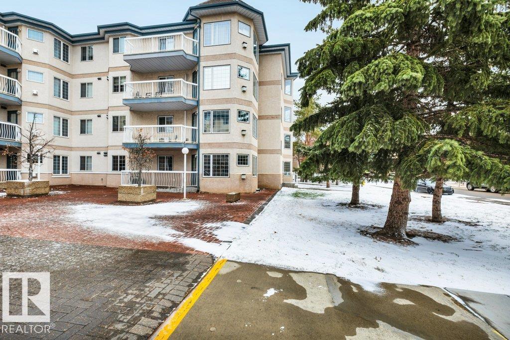 Photo 6 at 114 - 17150 94a Avenue NW, Summerlea, Edmonton