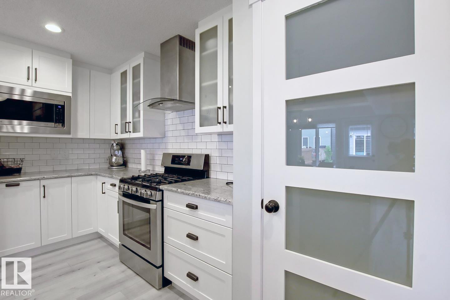 Photo 11 at 19633 26a Avenue NW, The Uplands, Edmonton