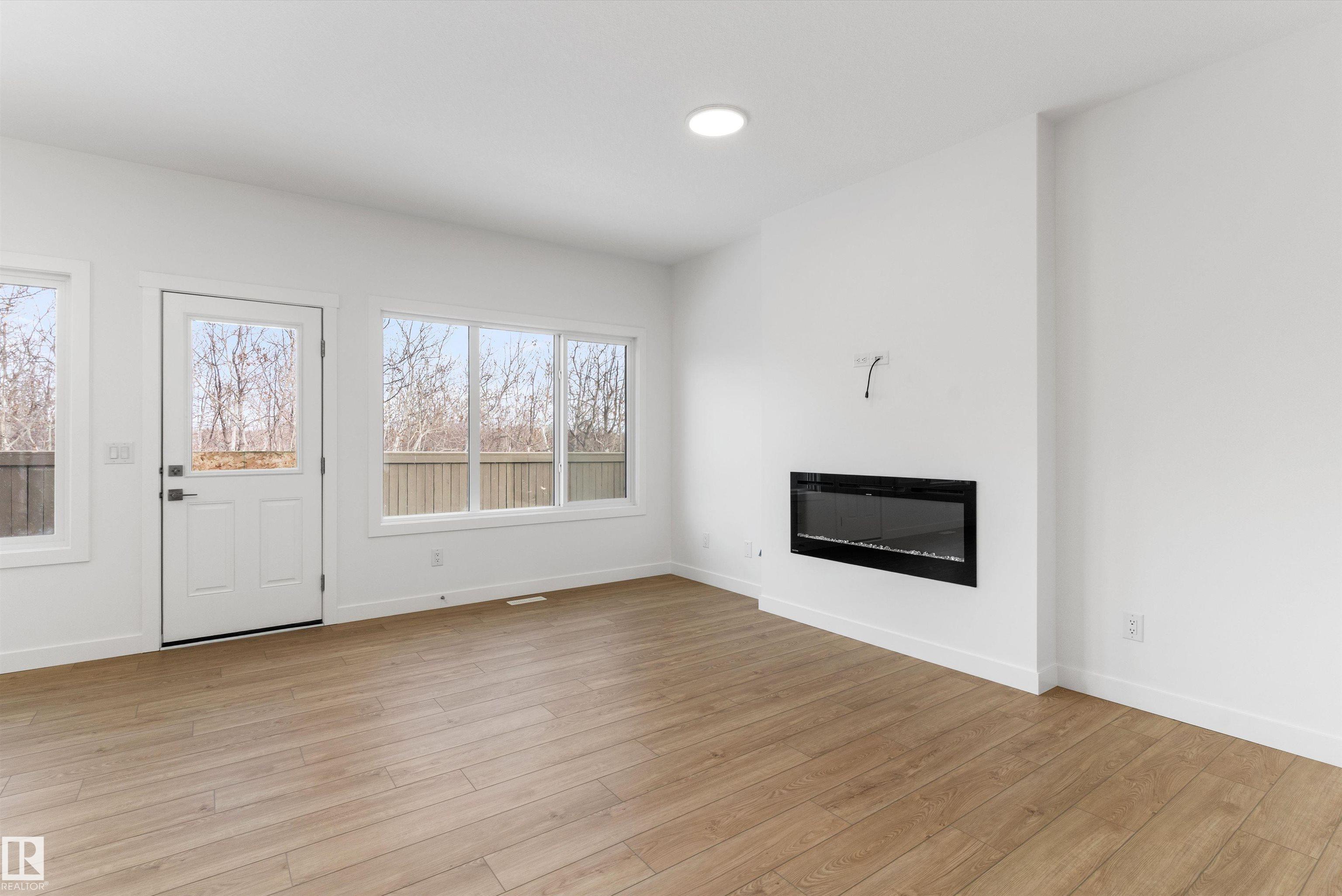 https://zimg.paragon.ice.com/ParagonImages/Property/PM/RAE/225397686/15/0/0/44379d8cd9294c7166c51fad69e7eb9a/1/035e72faae11530579d86a5de47c130a/225397686-367ae1cd-1293-4ad5-afca-1af641df6d98.JPG