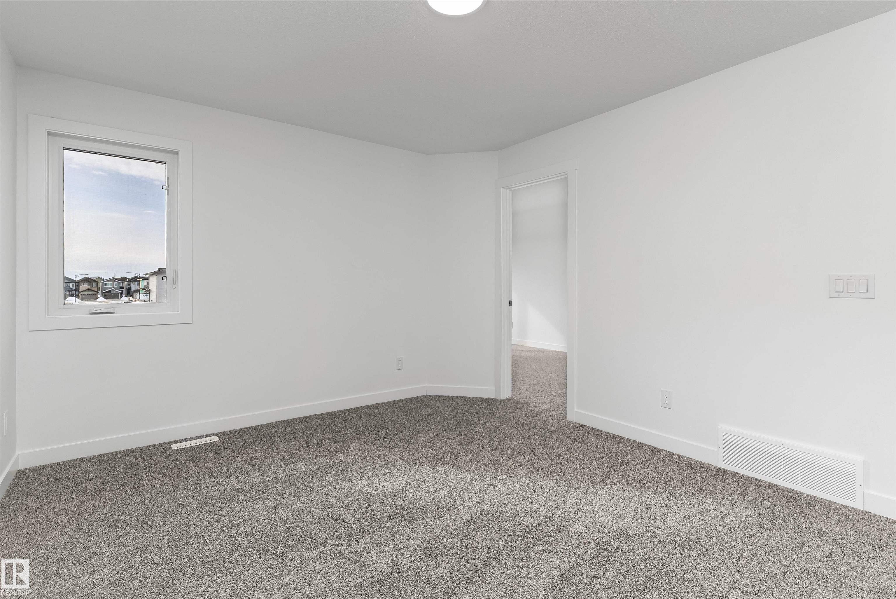 https://zimg.paragon.ice.com/ParagonImages/Property/PM/RAE/225397686/28/0/0/6b4075615b9a407dd146624a851f3752/1/035e72faae11530579d86a5de47c130a/225397686-a92bc206-b870-4fc3-b068-82313385a944.JPG