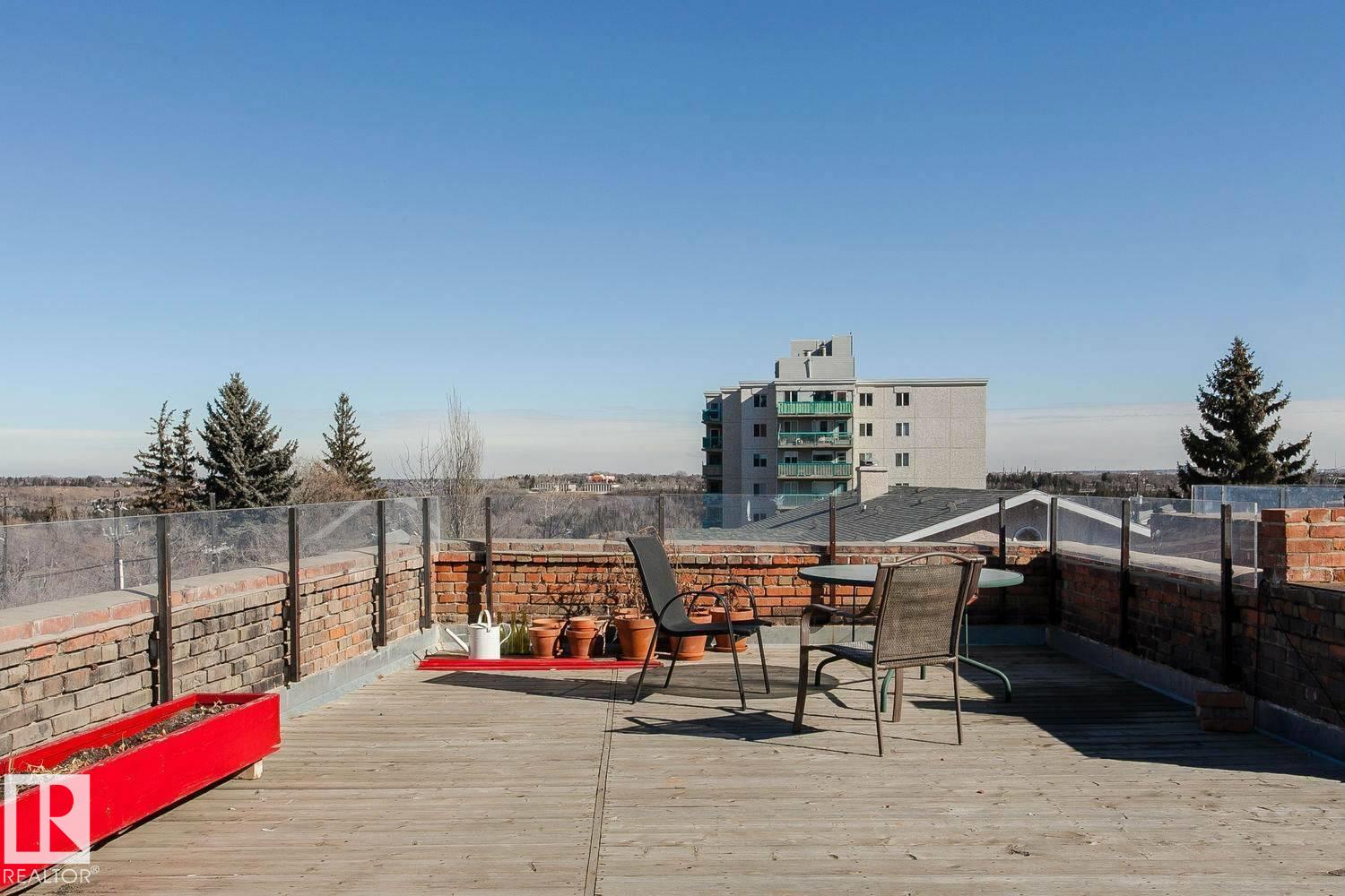 https://zimg.paragon.ice.com/ParagonImages/Property/PM/RAE/225397700/46/0/0/9a4f1ed5392cb312d2ea38fc6b5a1830/1/06cdac08bca700550104d75f9085303f/225397700-5db1a7b2-5a11-4cd6-bd6c-cad345c8ab1d.JPG