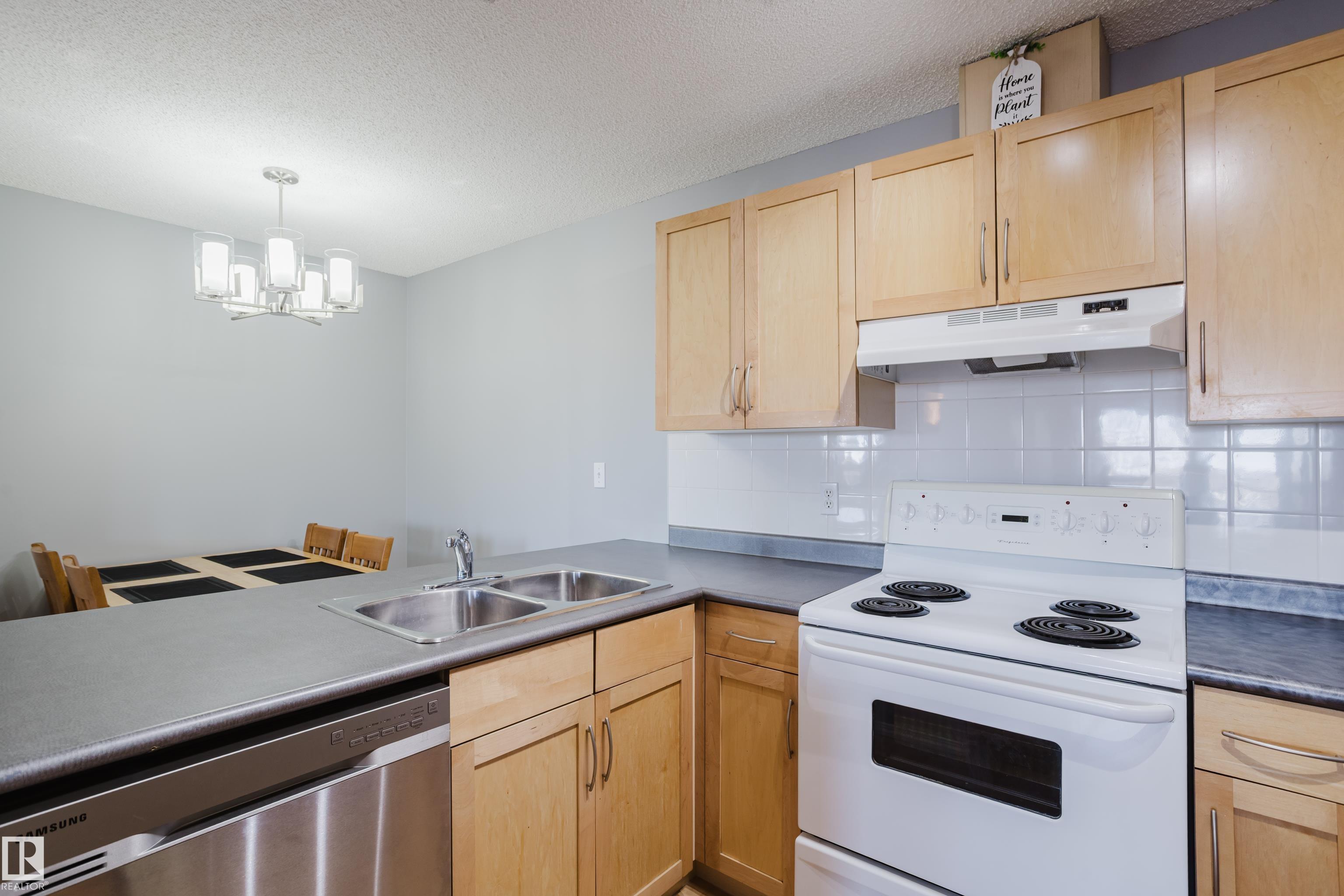 Photo 8 at 508 - 11103 84 Avenue NW, Garneau, Edmonton