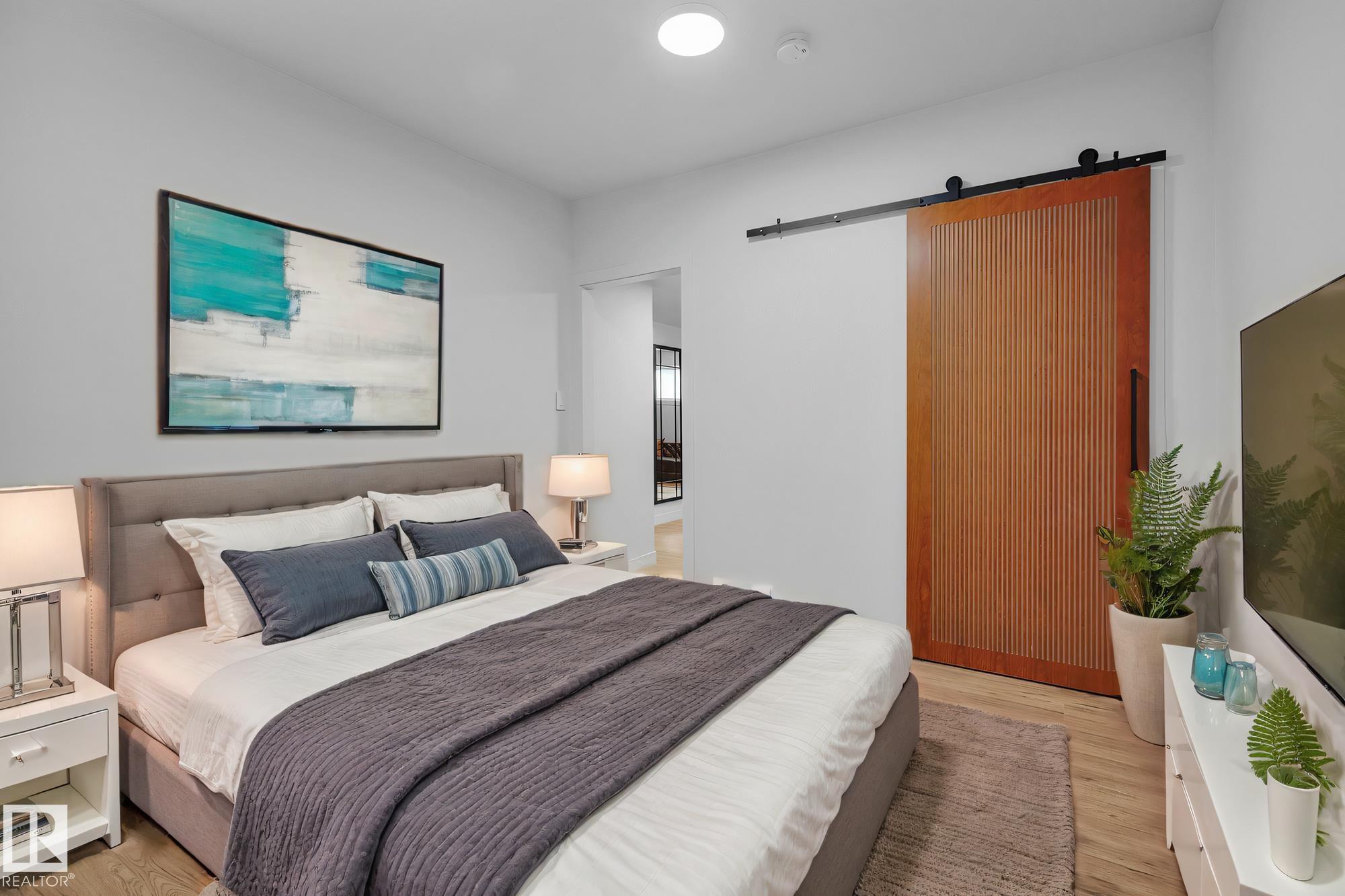https://zimg.paragon.ice.com/ParagonImages/Property/PM/RAE/225397730/12/0/0/3e5f6707c28c4dd9e3a6b5206e7a6d22/1/c53c92059dfc5e32d2af571821f1c6bc/225397730-5F1F3348-B821-49B8-8776-BB52CB78197F.JPG