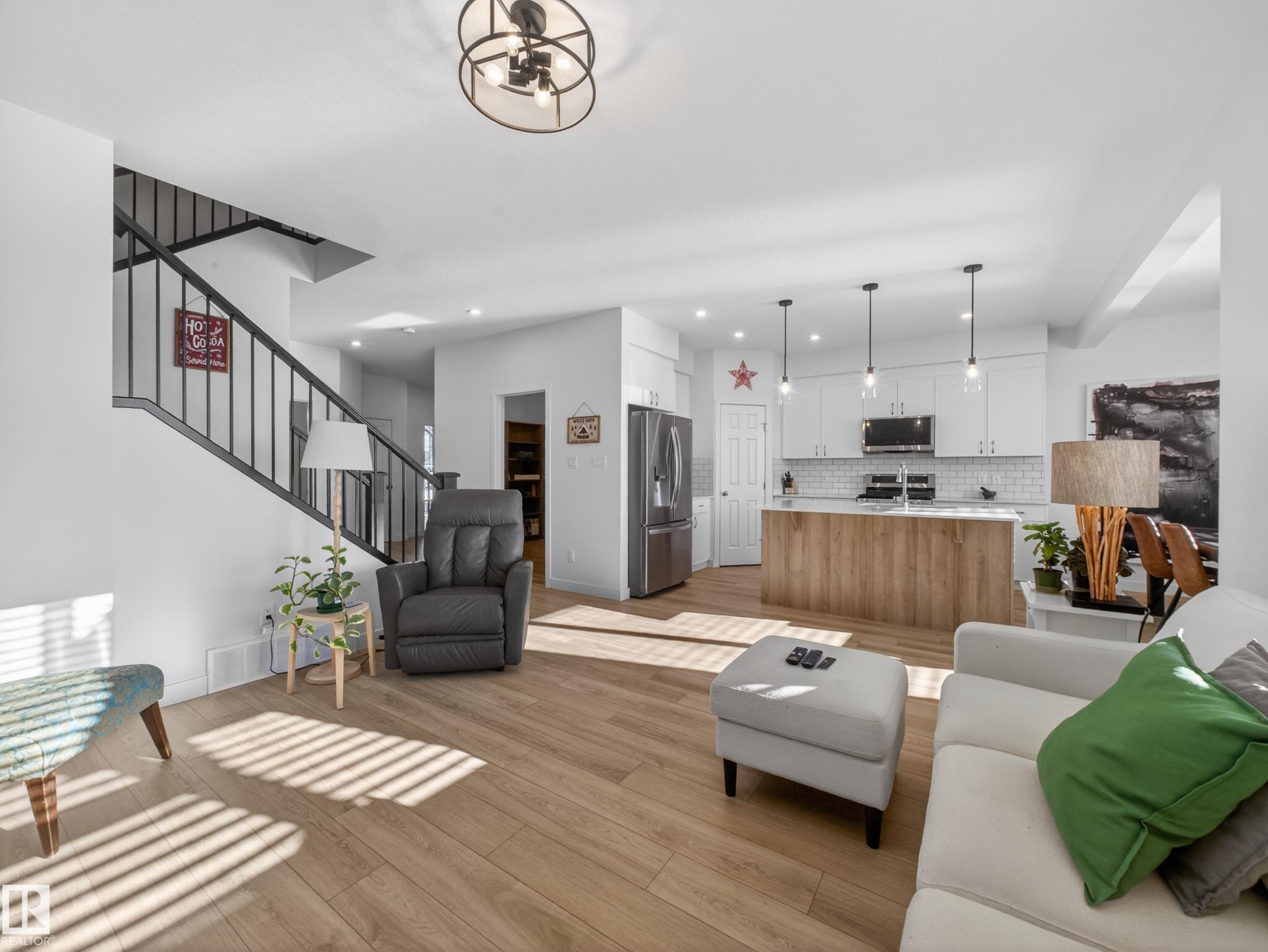 Photo 8 at 216 Caledon Crescent, Copperhaven, Spruce Grove