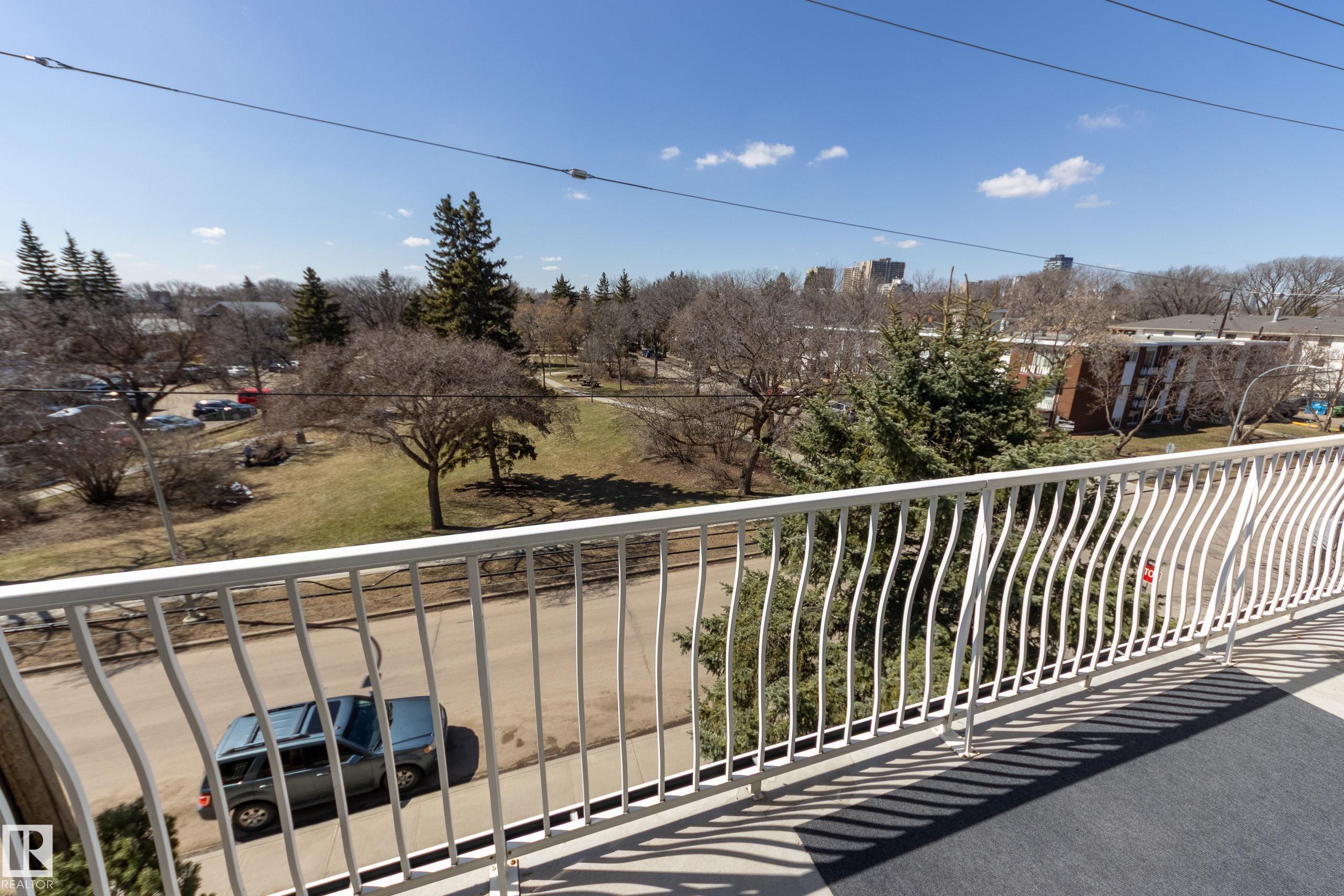 Photo 13 at 402 - 7725 108 Street NW, Queen Alexandra, Edmonton