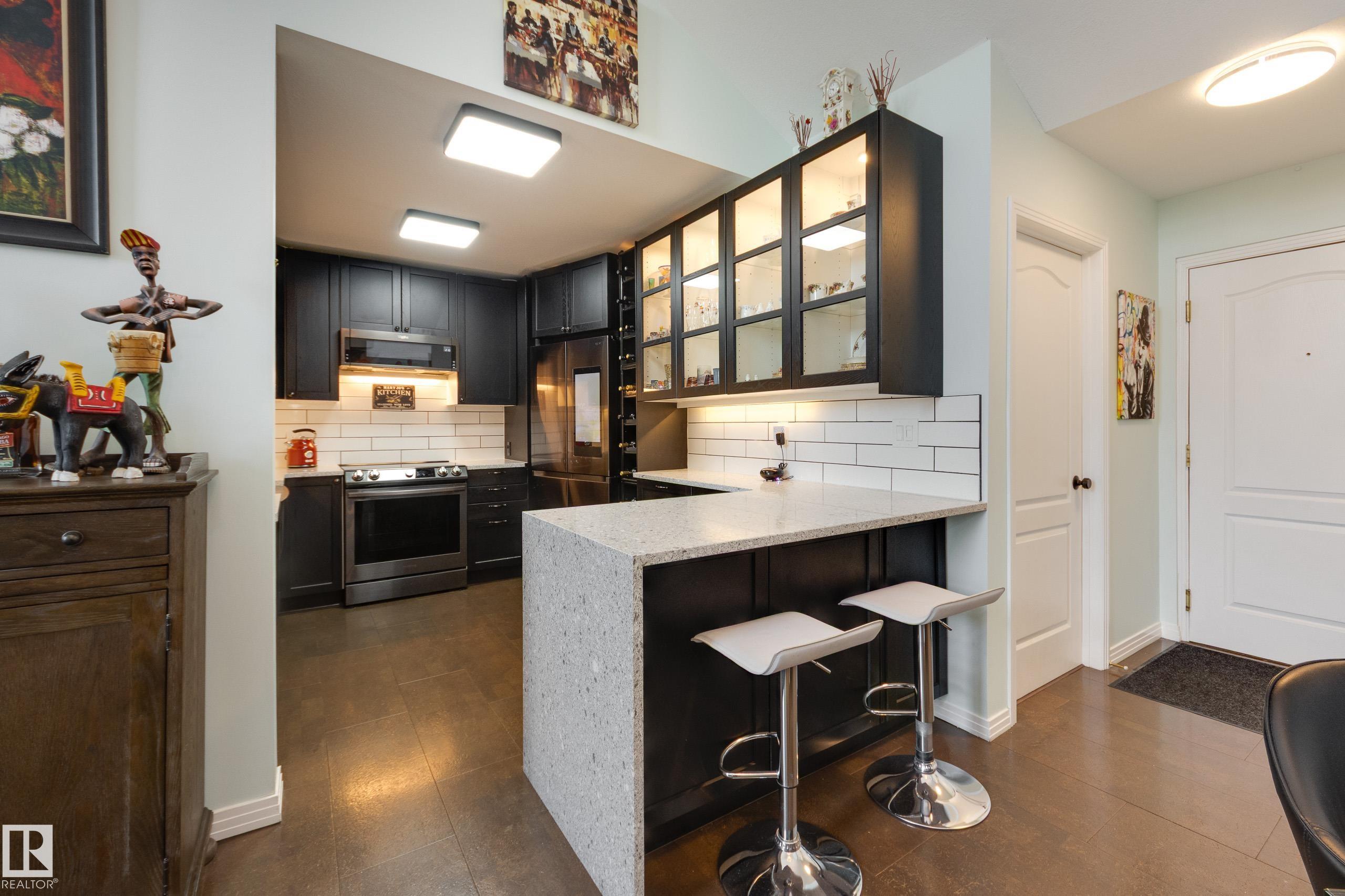 Photo 6 at 402 - 7725 108 Street NW, Queen Alexandra, Edmonton