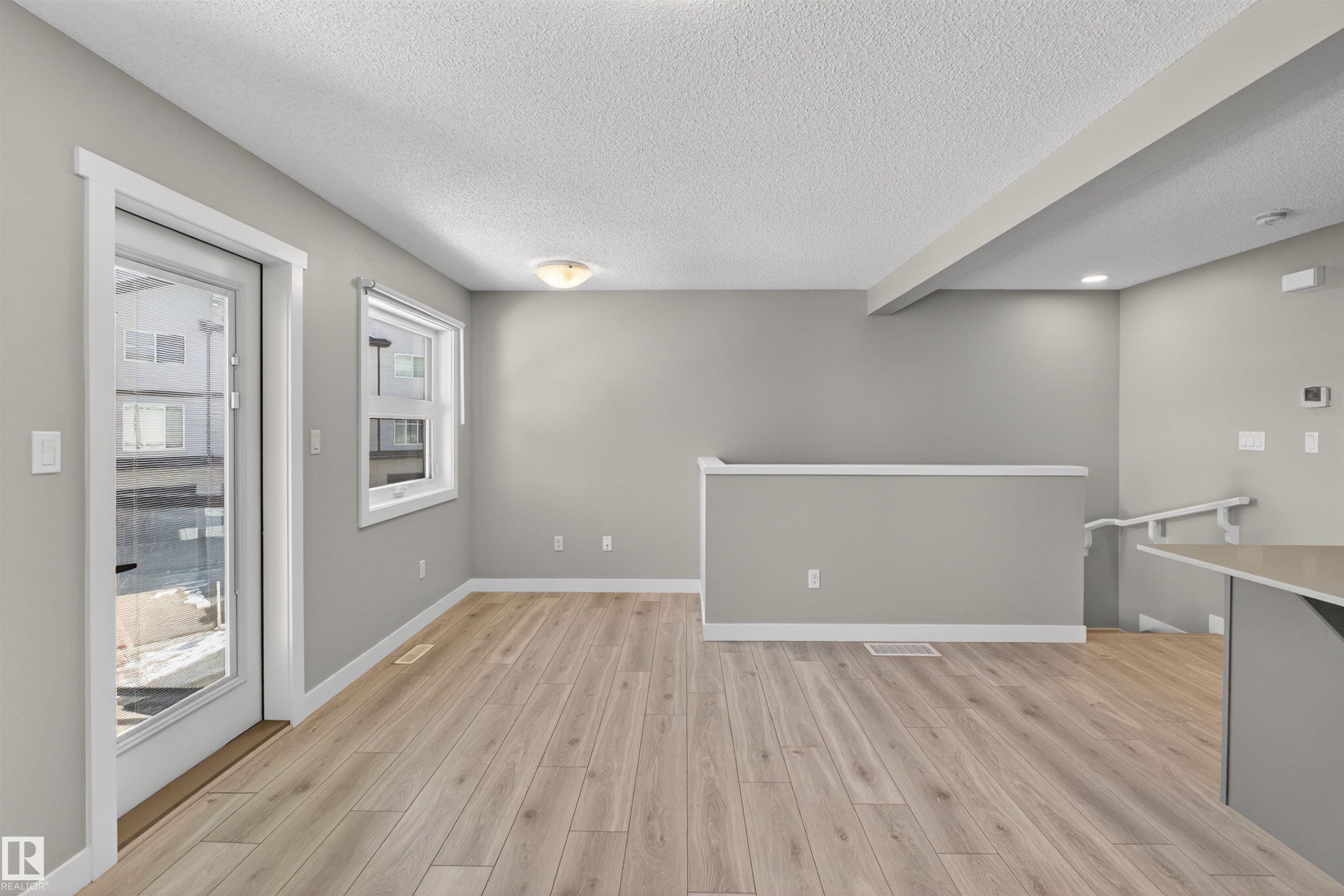https://zimg.paragon.ice.com/ParagonImages/Property/PM/RAE/225397744/20/0/0/31baf7d11e4f5bd7335dd53a6a460963/1/2a4838a9004ad287c89876064d0e136e/225397744-b4ec60cb-b217-4548-90b9-11e78b10c8af.JPG