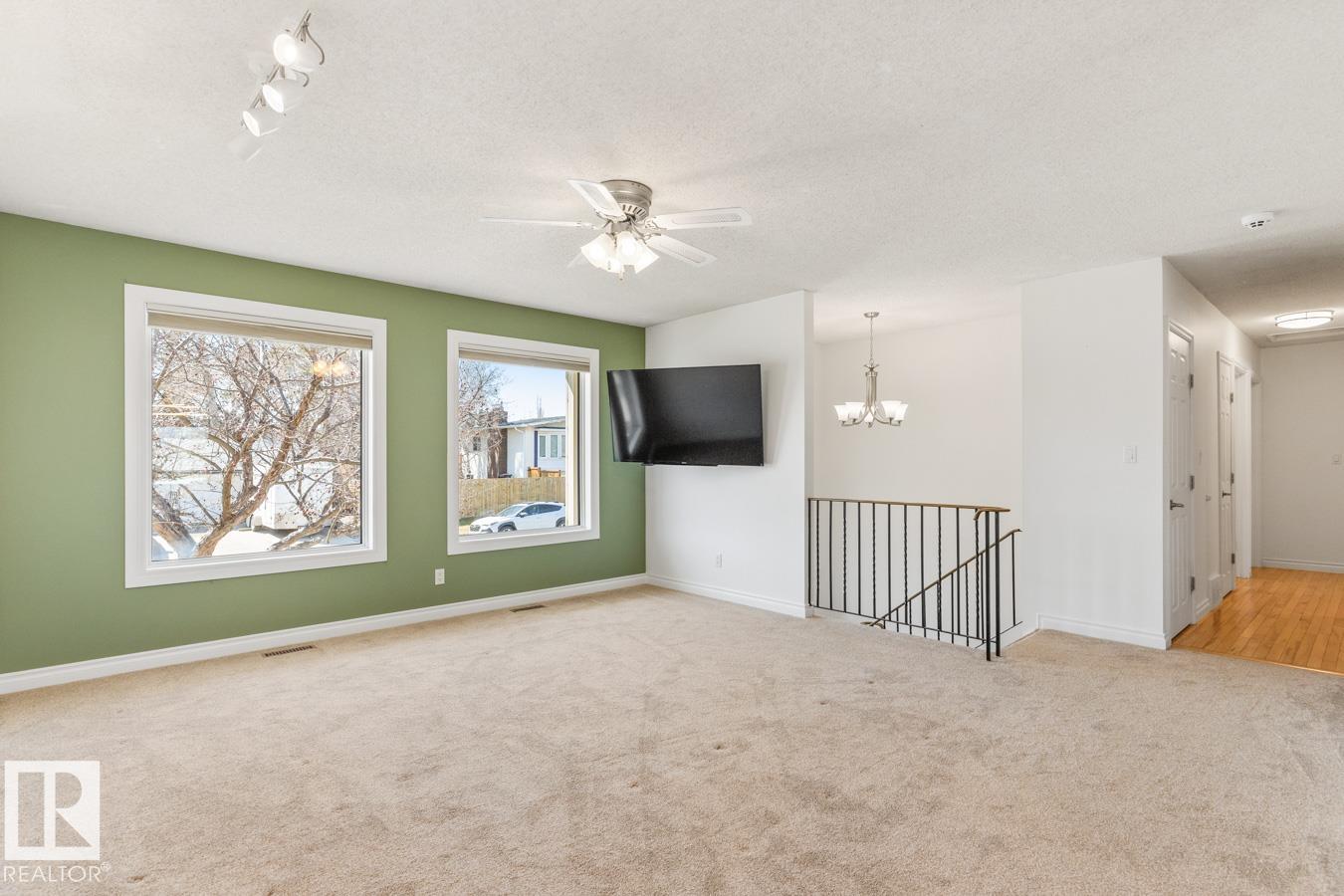 Photo 9 at 18536 68 Avenue NW, Ormsby Place, Edmonton