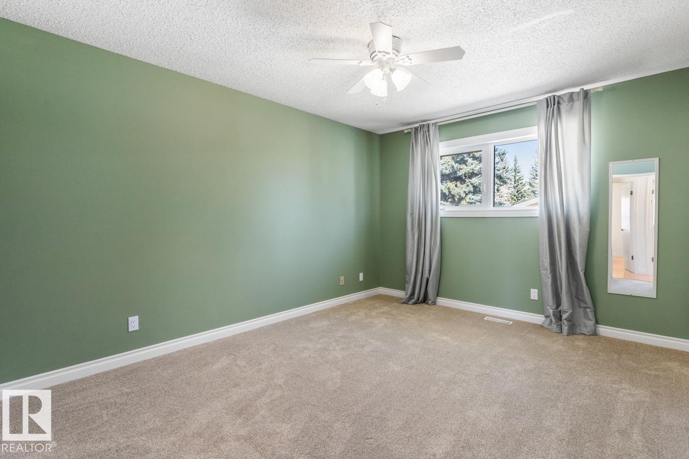 Photo 10 at 18536 68 Avenue NW, Ormsby Place, Edmonton