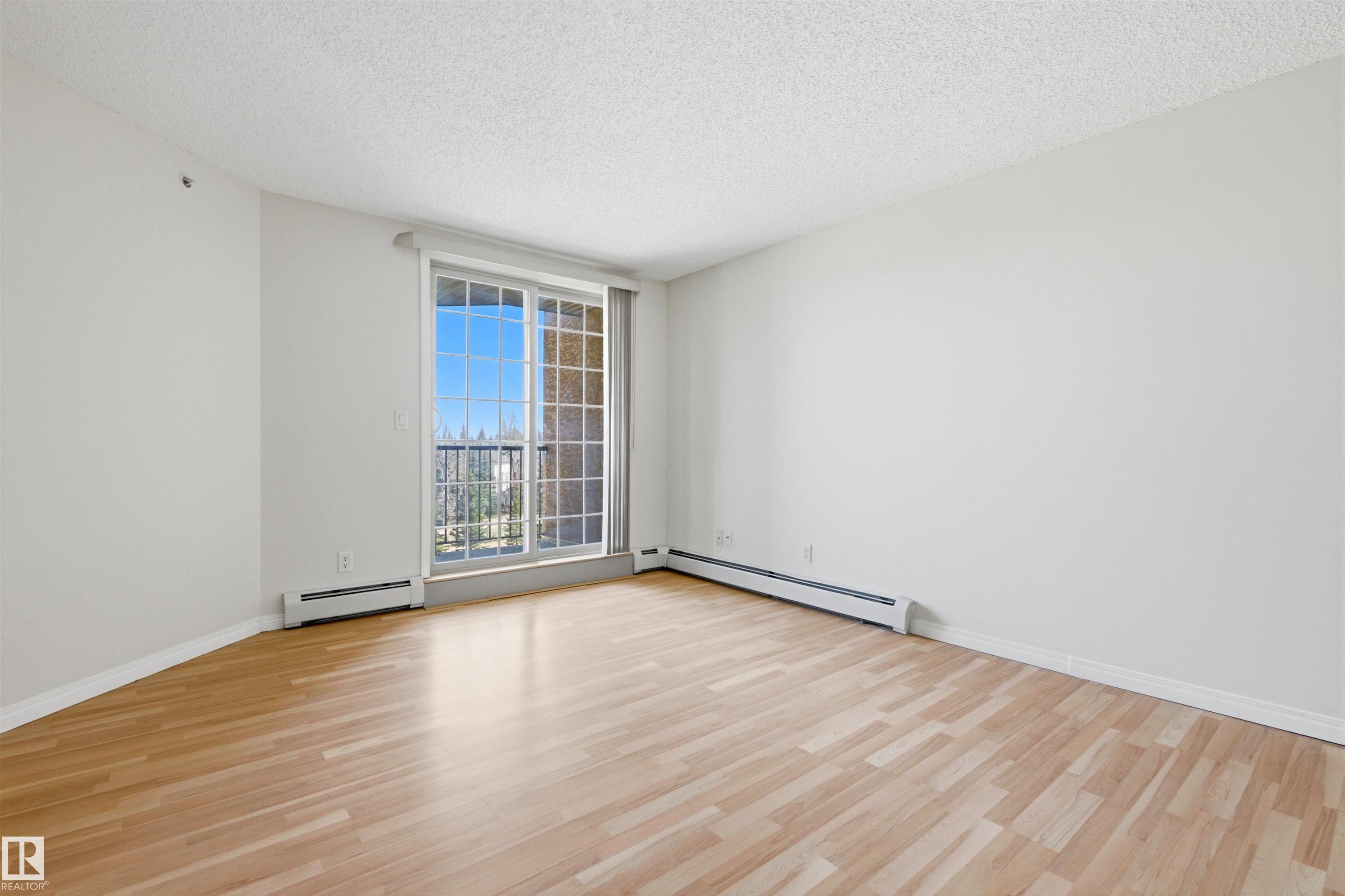 https://zimg.paragon.ice.com/ParagonImages/Property/PM/RAE/225397758/11/0/0/a53e5769158c6b819529b0dde5e775cd/1/9a6a7020e0bf0aad77552311bc3b815a/225397758-f584d3f0-9c1c-45d4-bb95-312dd1a37ecd.JPG