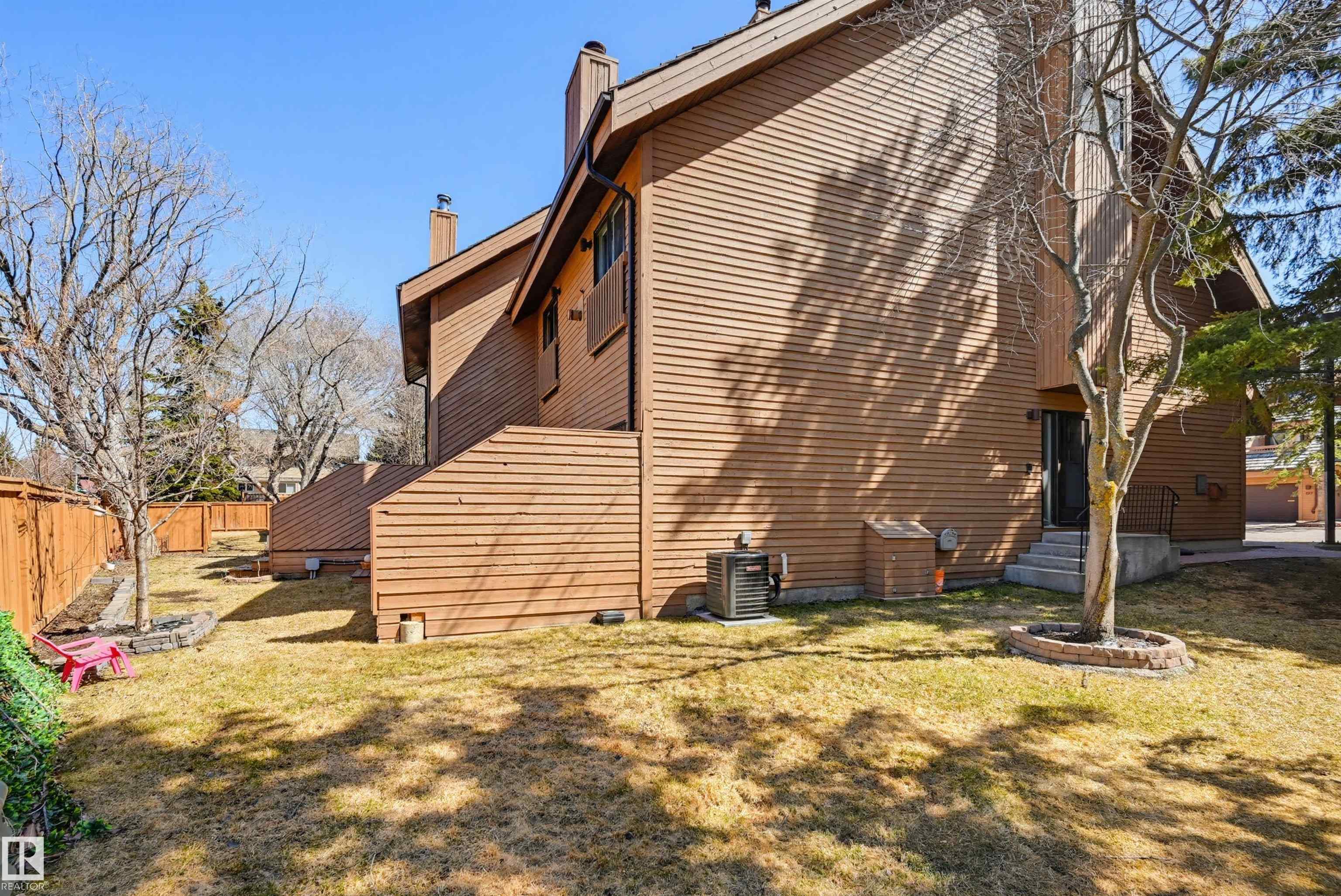 Photo 35 at 139 Wolf Willow Crescent NW, Westridge, Edmonton
