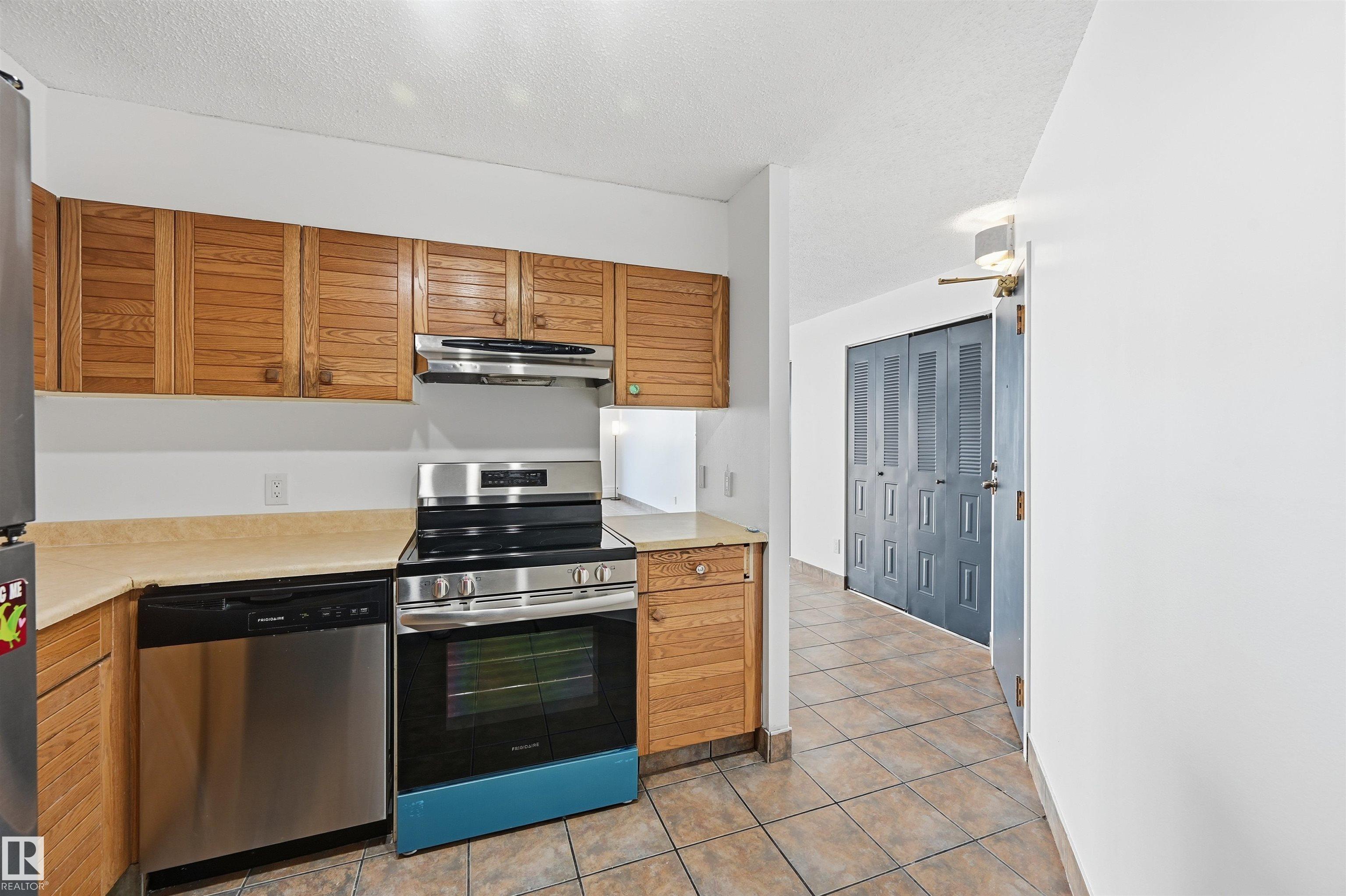 Photo 17 at 1808 - 10149 Saskatchewan Drive NW, Strathcona, Edmonton