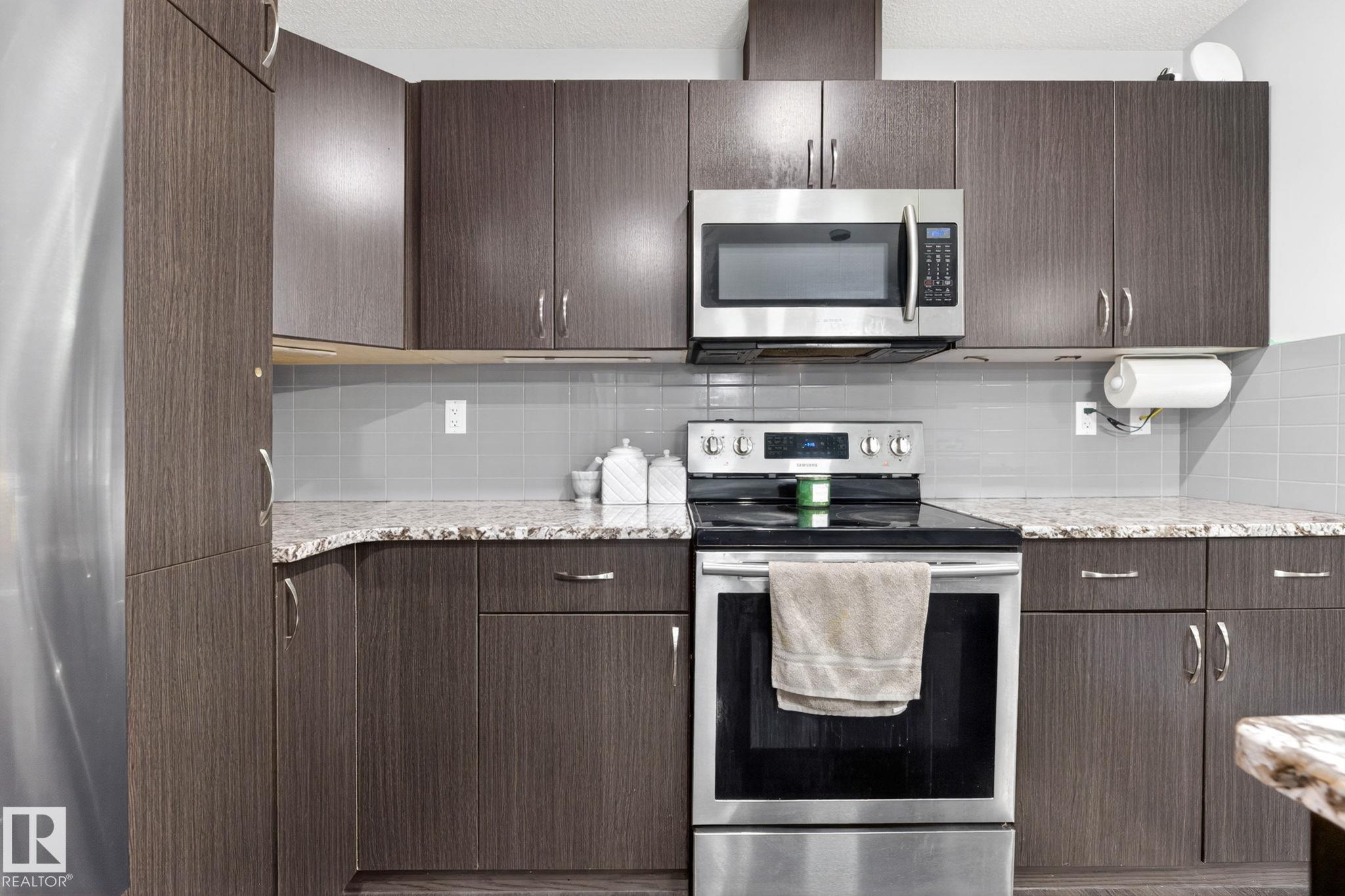 Photo 20 at 308 42 Avenue NW, Maple Crest, Edmonton