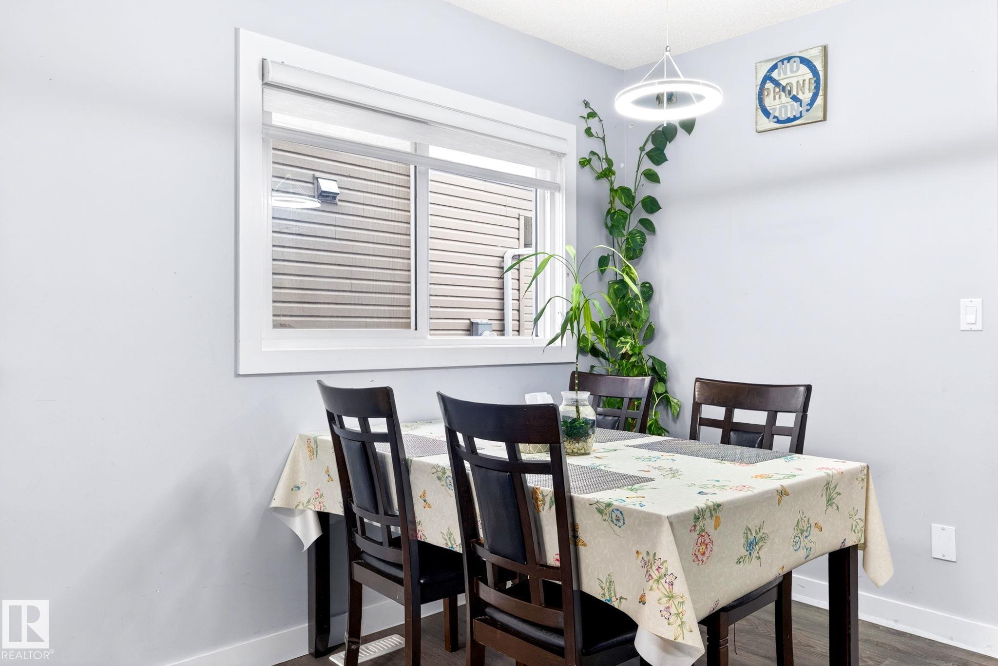 Photo 22 at 308 42 Avenue NW, Maple Crest, Edmonton