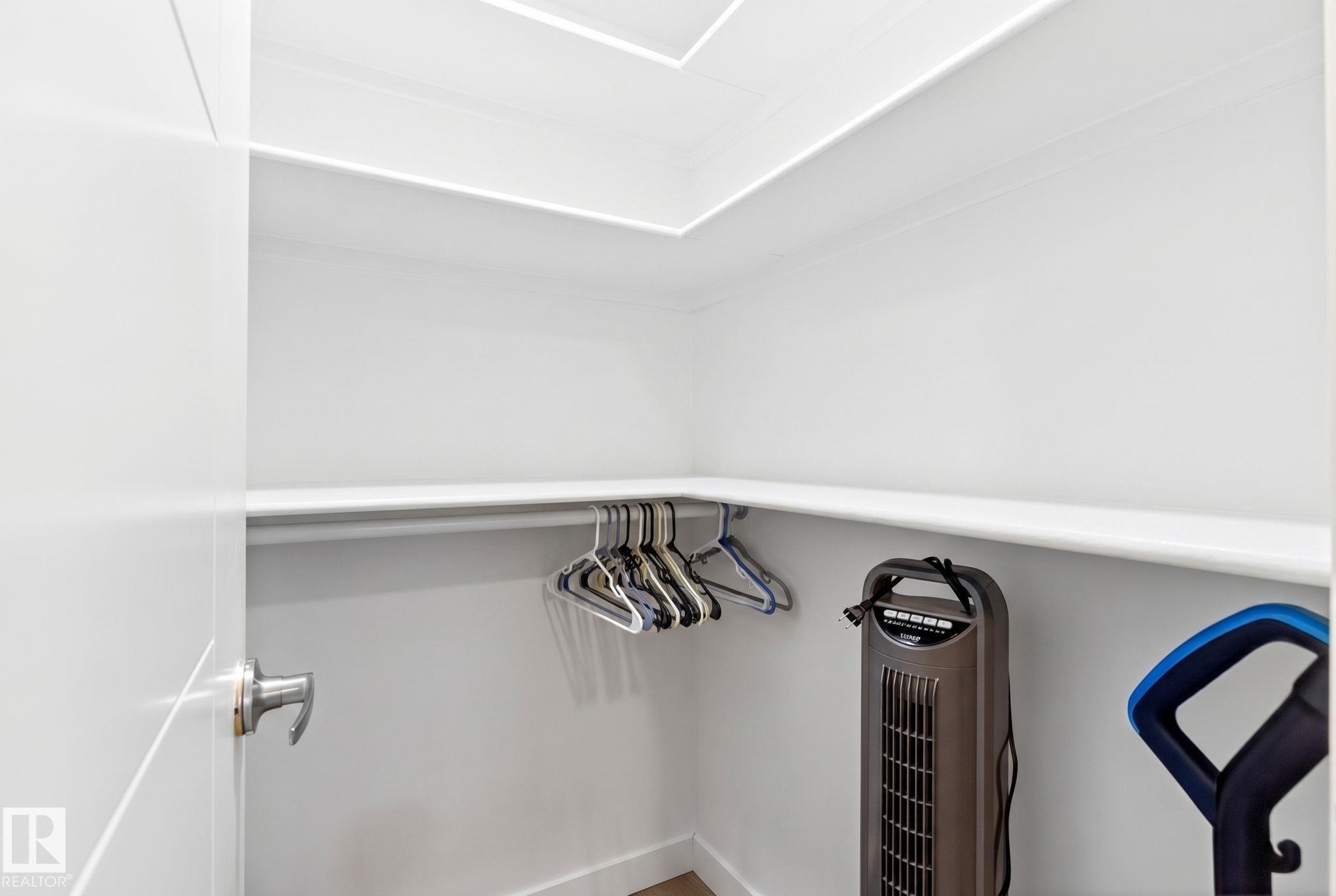 Photo 33 at 308 42 Avenue NW, Maple Crest, Edmonton