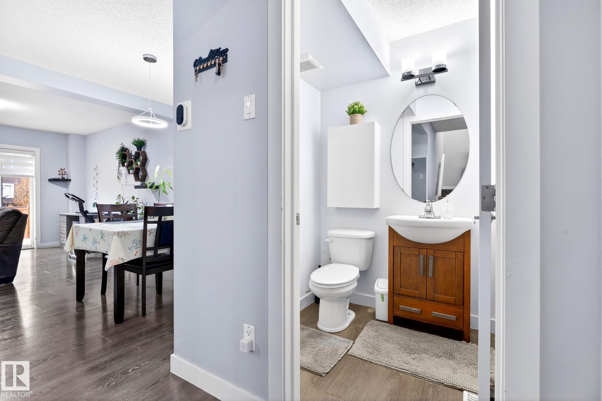 Photo 7 at 308 42 Avenue NW, Maple Crest, Edmonton