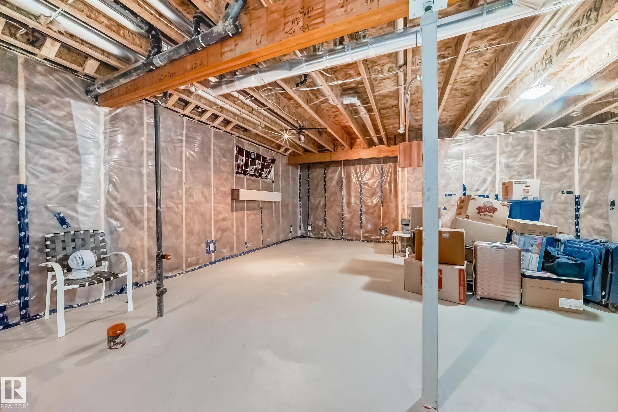 https://zimg.paragon.ice.com/ParagonImages/Property/PM/RAE/225397815/49/0/0/e1c3b206e85dd4394f771d7e719a4bfd/1/9b23825dc731f08fc8cc2994c5a7adec/225397815-3e5699bb-e674-4404-94a2-099cf1675cd4.JPG
