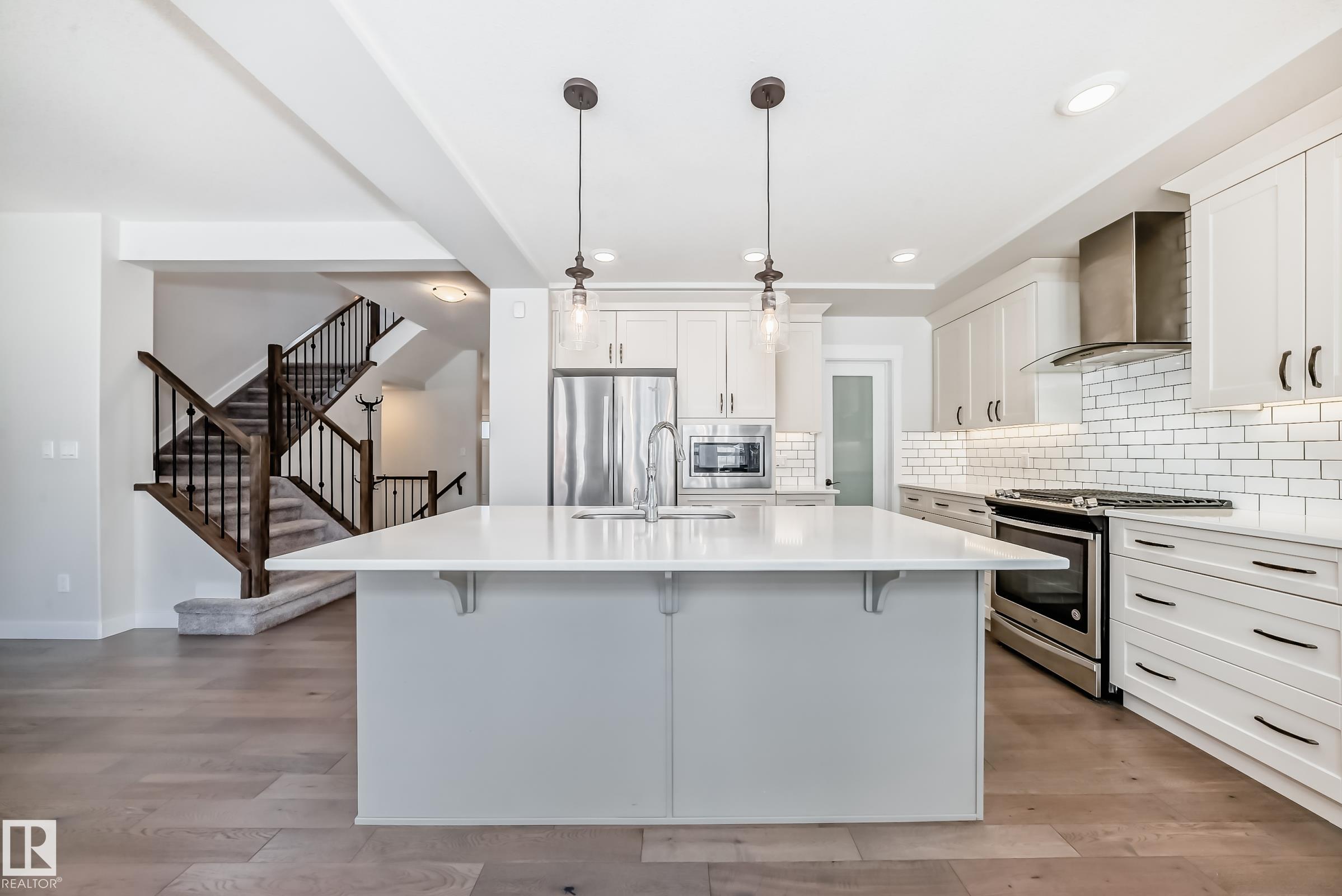 Picture for 6479 ELSTON LO NW