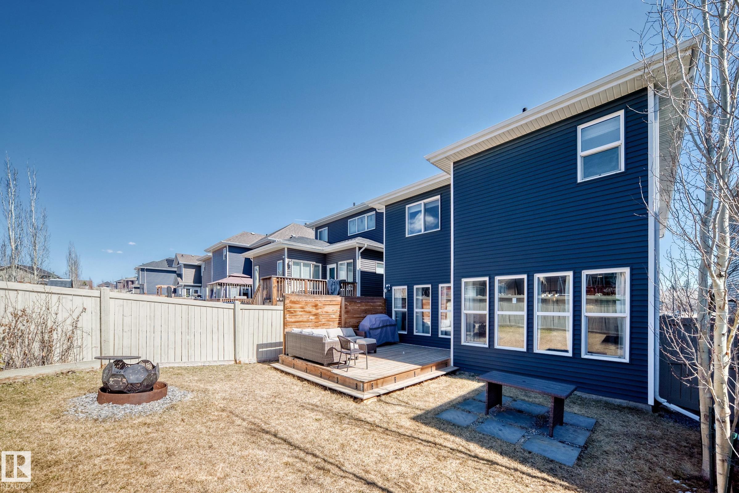 https://zimg.paragon.ice.com/ParagonImages/Property/PM/RAE/225397815/54/0/0/78af8db075c668c6966db6f0c2d47b13/1/9b23825dc731f08fc8cc2994c5a7adec/225397815-4cbda74f-8d42-4803-a570-804c8c26689b.JPG