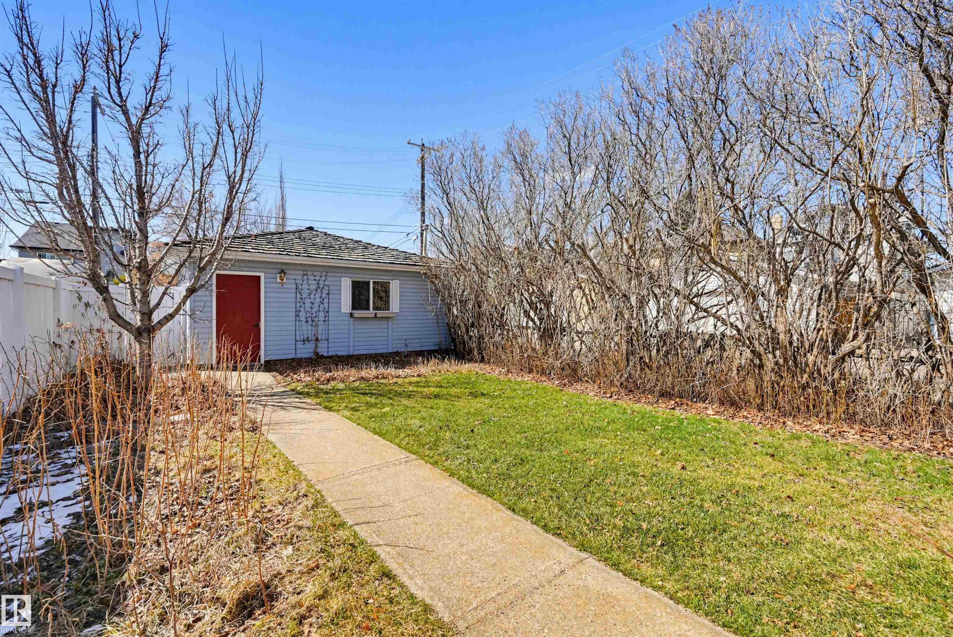 Photo 42 at 7514 105a Street NW, Queen Alexandra, Edmonton