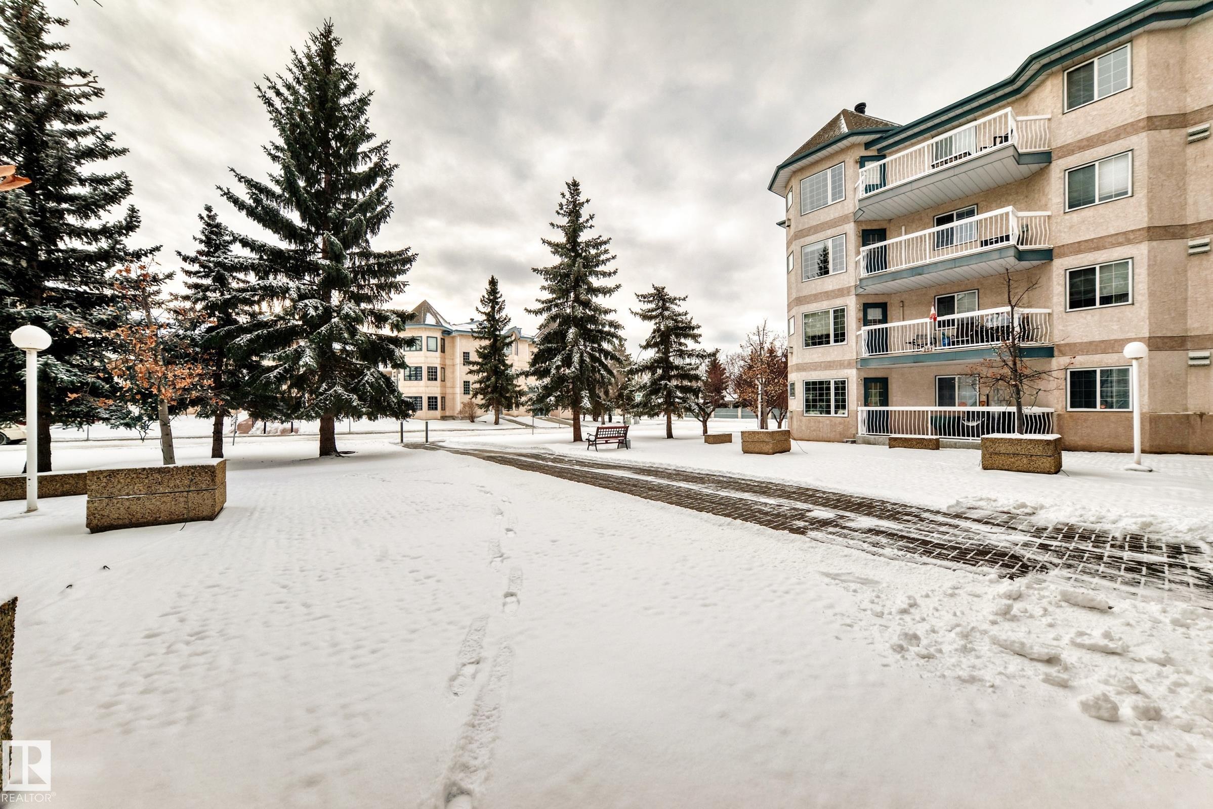 Photo 51 at 304 - 17150 94a Avenue NW, Summerlea, Edmonton
