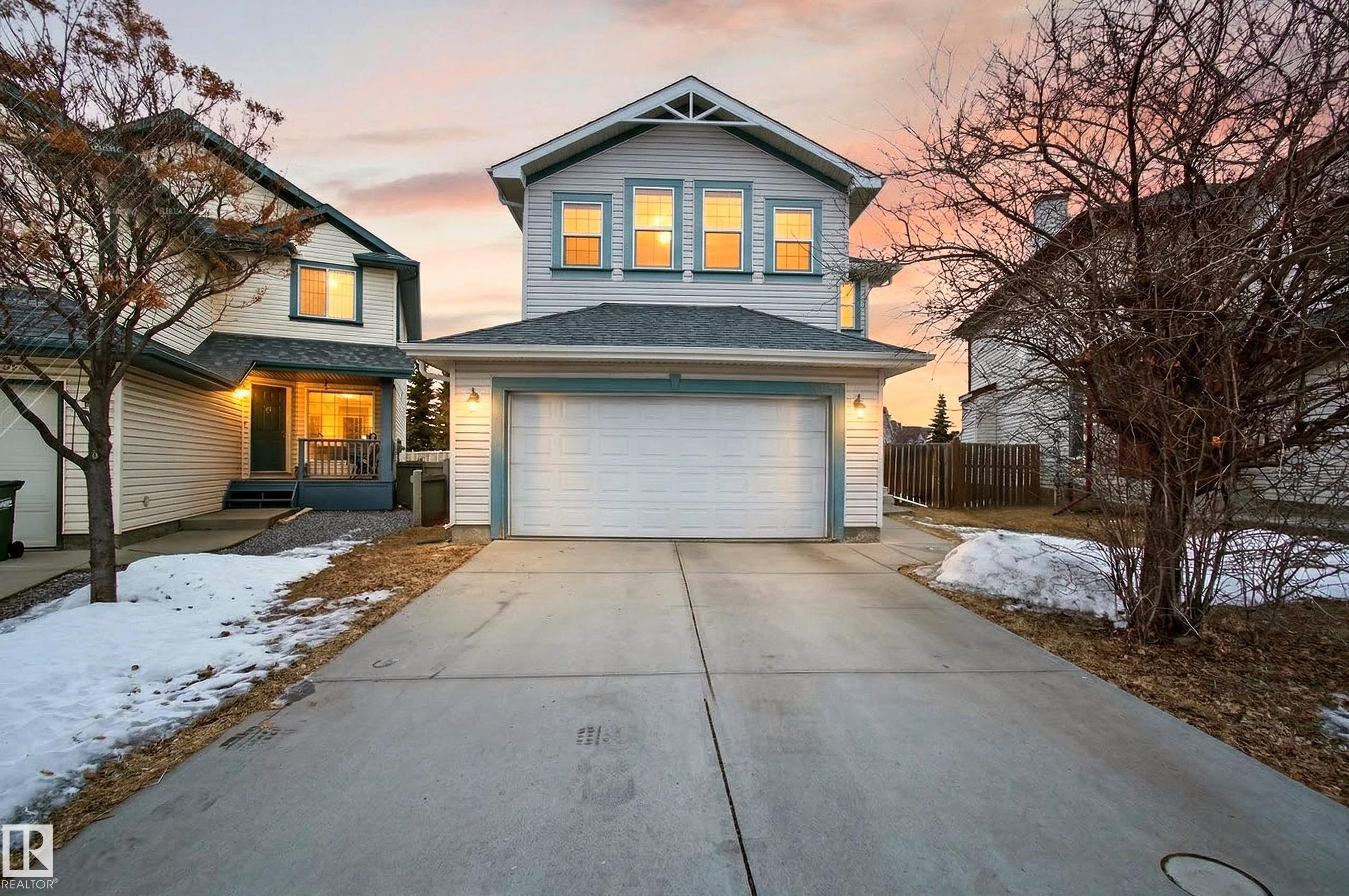 8922 5av SW, Ellerslie, Edmonton