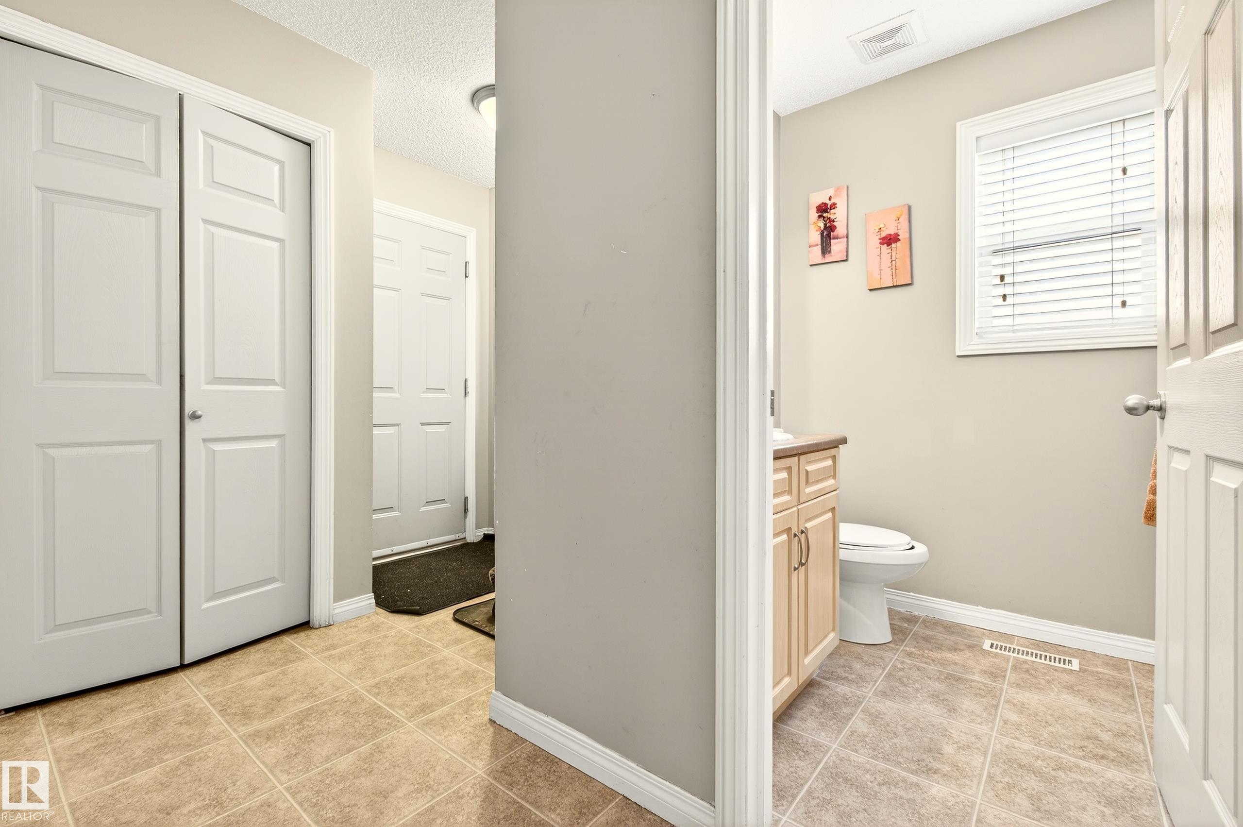 Photo 18 at 8922 5av SW, Ellerslie, Edmonton