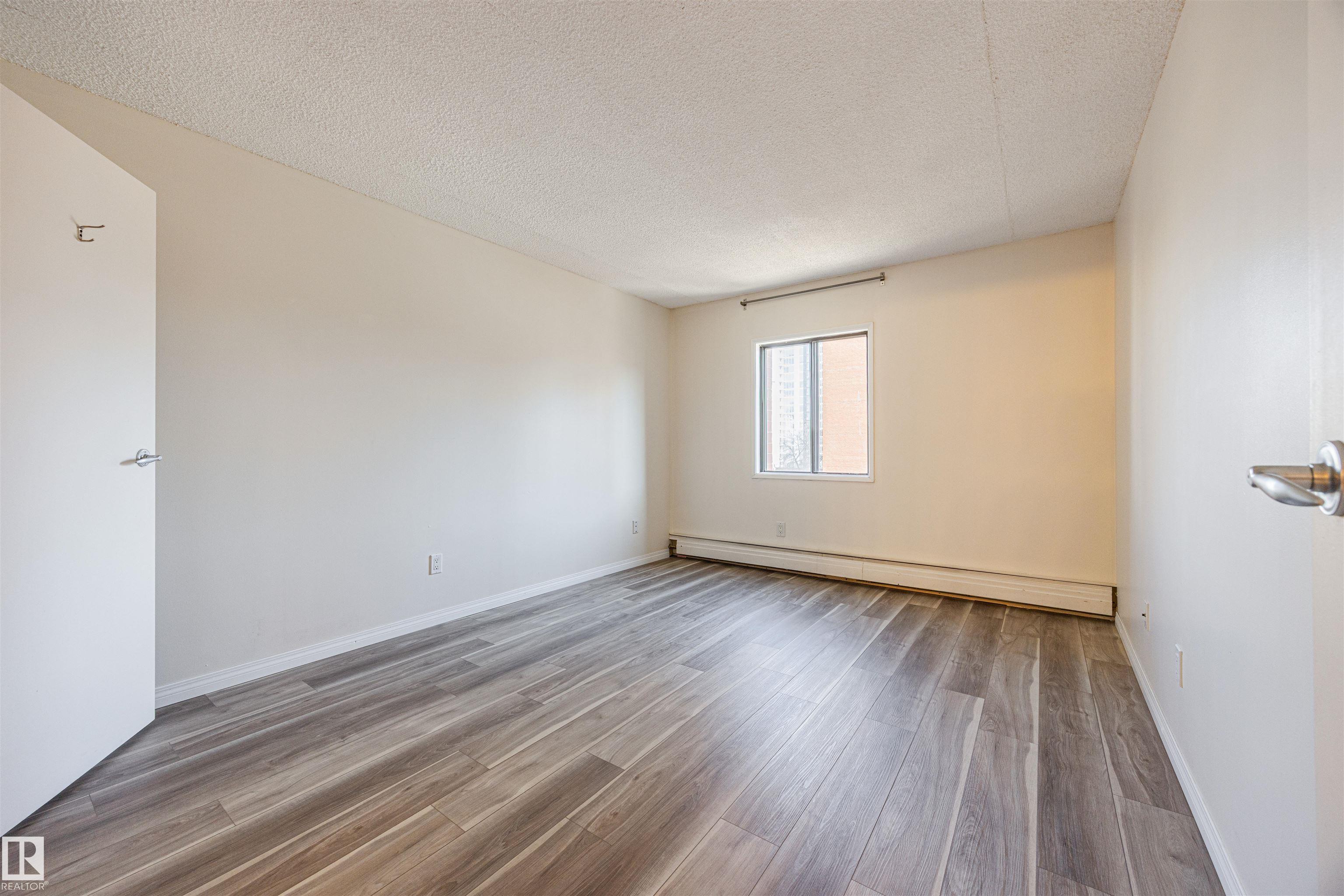 Photo 16 at 606 - 9917 110 Street NW, Wîhkwêntôwin, Edmonton