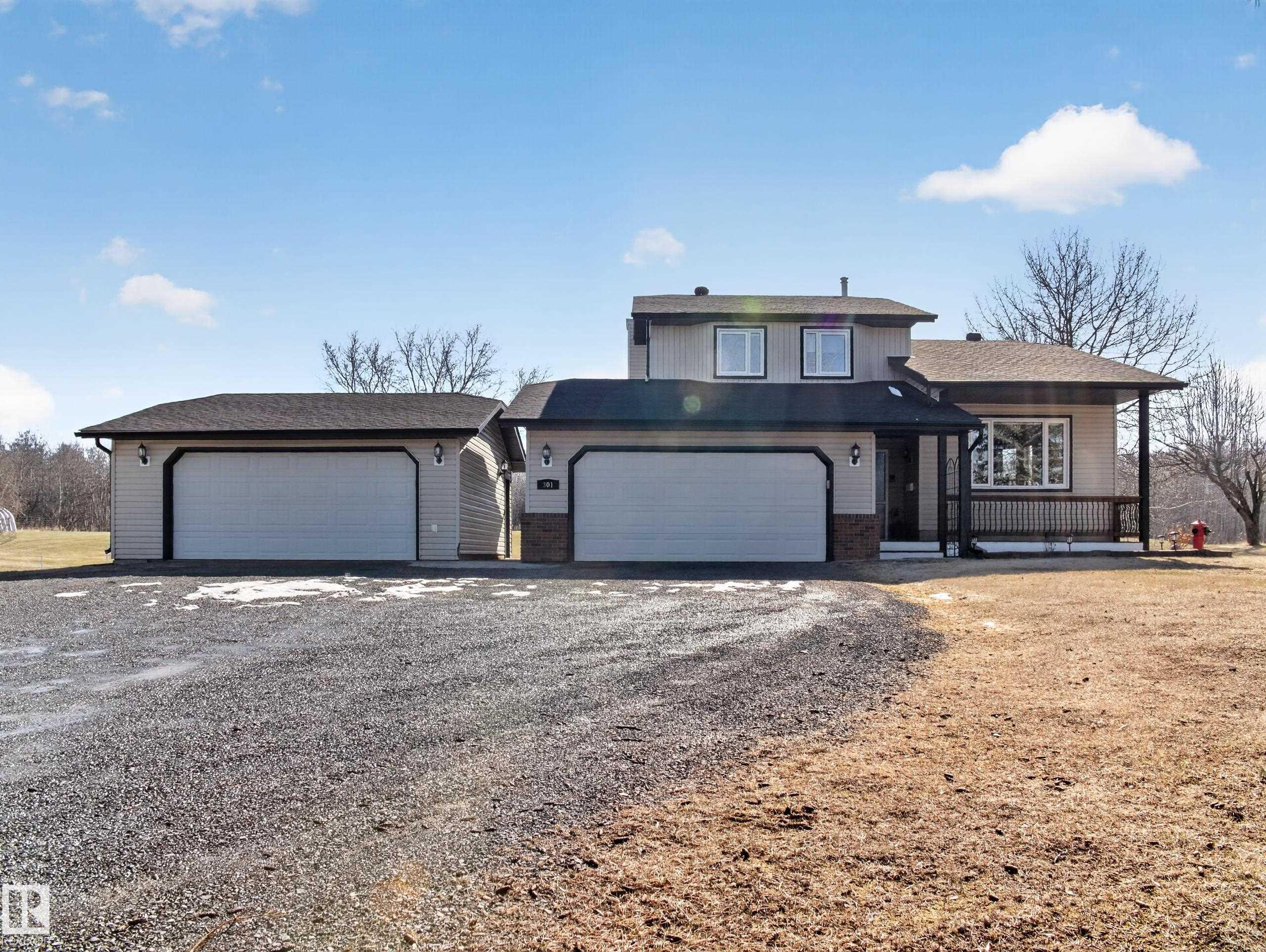 301 - 52471 Rge Road 223, Royal Gardens, Rural Strathcona County