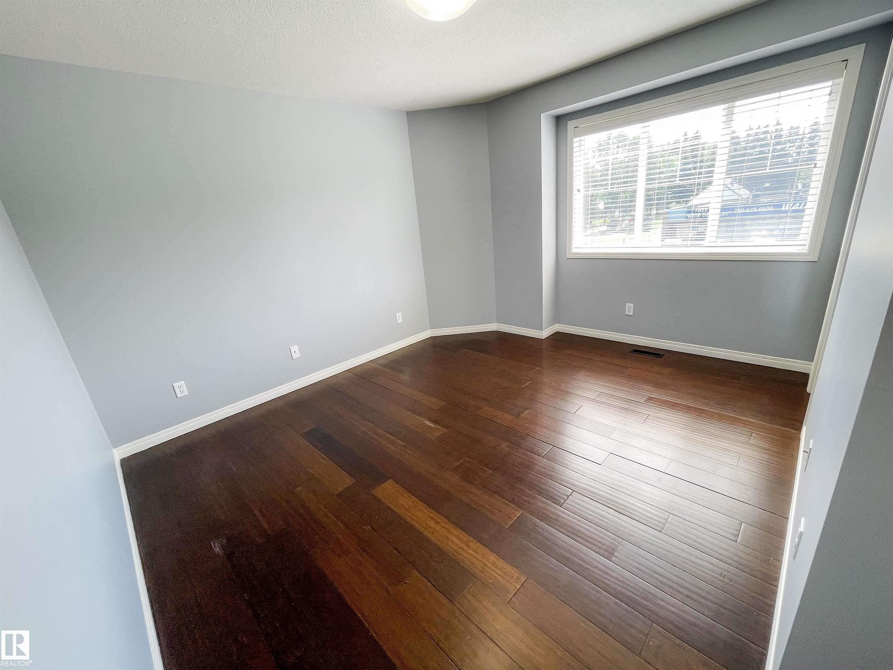https://zimg.paragon.ice.com/ParagonImages/Property/PM/RAE/225397854/7/0/0/41a67f558dd287ca32ea2376bc88b2b5/1/c4b3774a3b5c525c0d76ac6121845b05/225397854-abfb811f-c3e9-4a69-9e6e-ec06b6fe2f4f.JPG