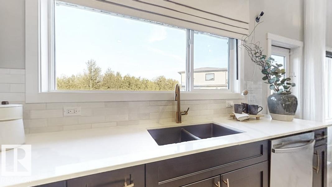https://zimg.paragon.ice.com/ParagonImages/Property/PM/RAE/225397855/31/0/0/aa14d4f5d9c724be084f8885e135c7df/1/f757e0e1355703f0f6774f5698bb4cf3/225397855-57c13293-18d6-4c43-b54c-9c3029d93e8b.JPG